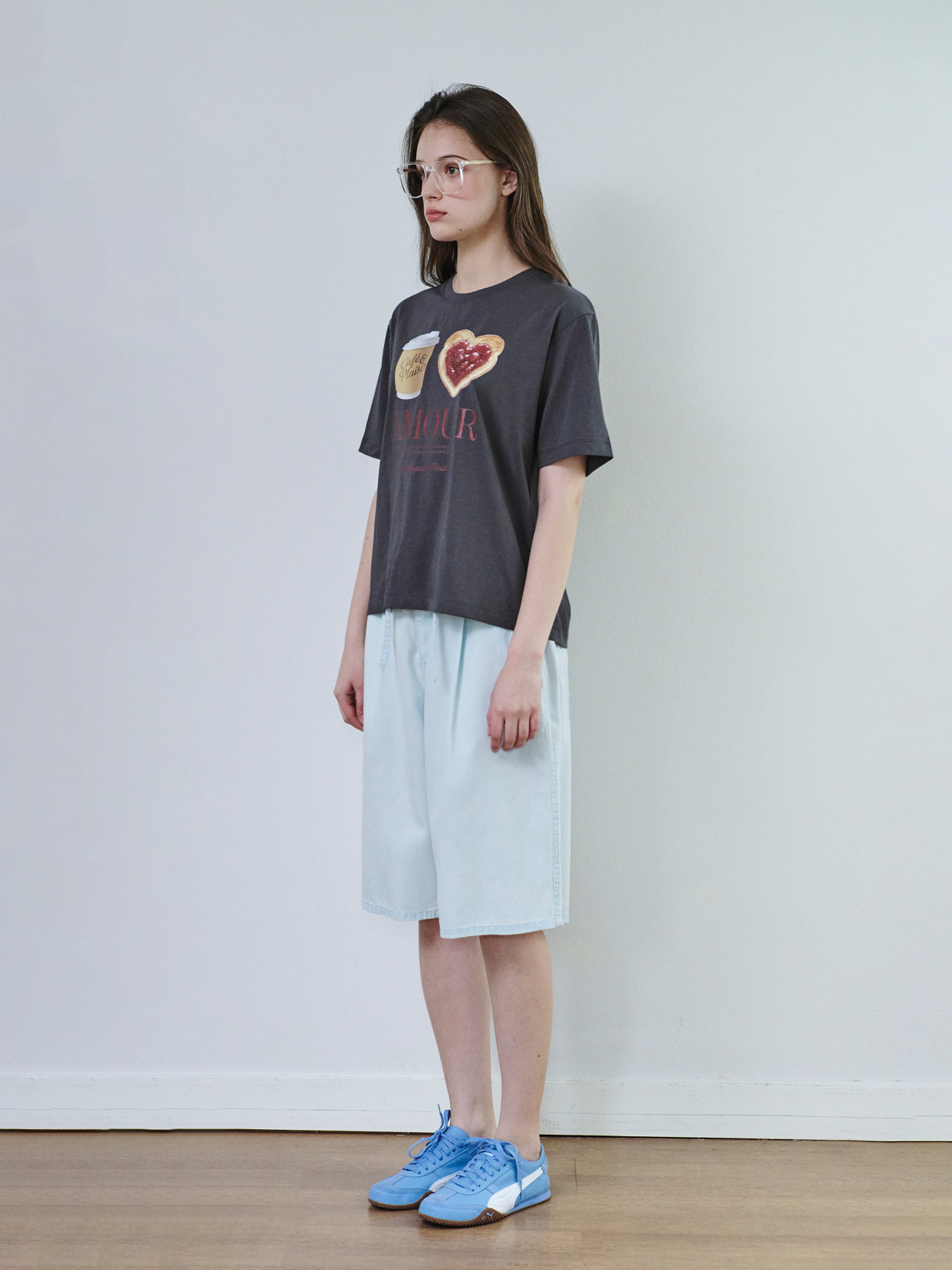 5218 AMORE GRAPHIC T/SHIRT (D/GREY)