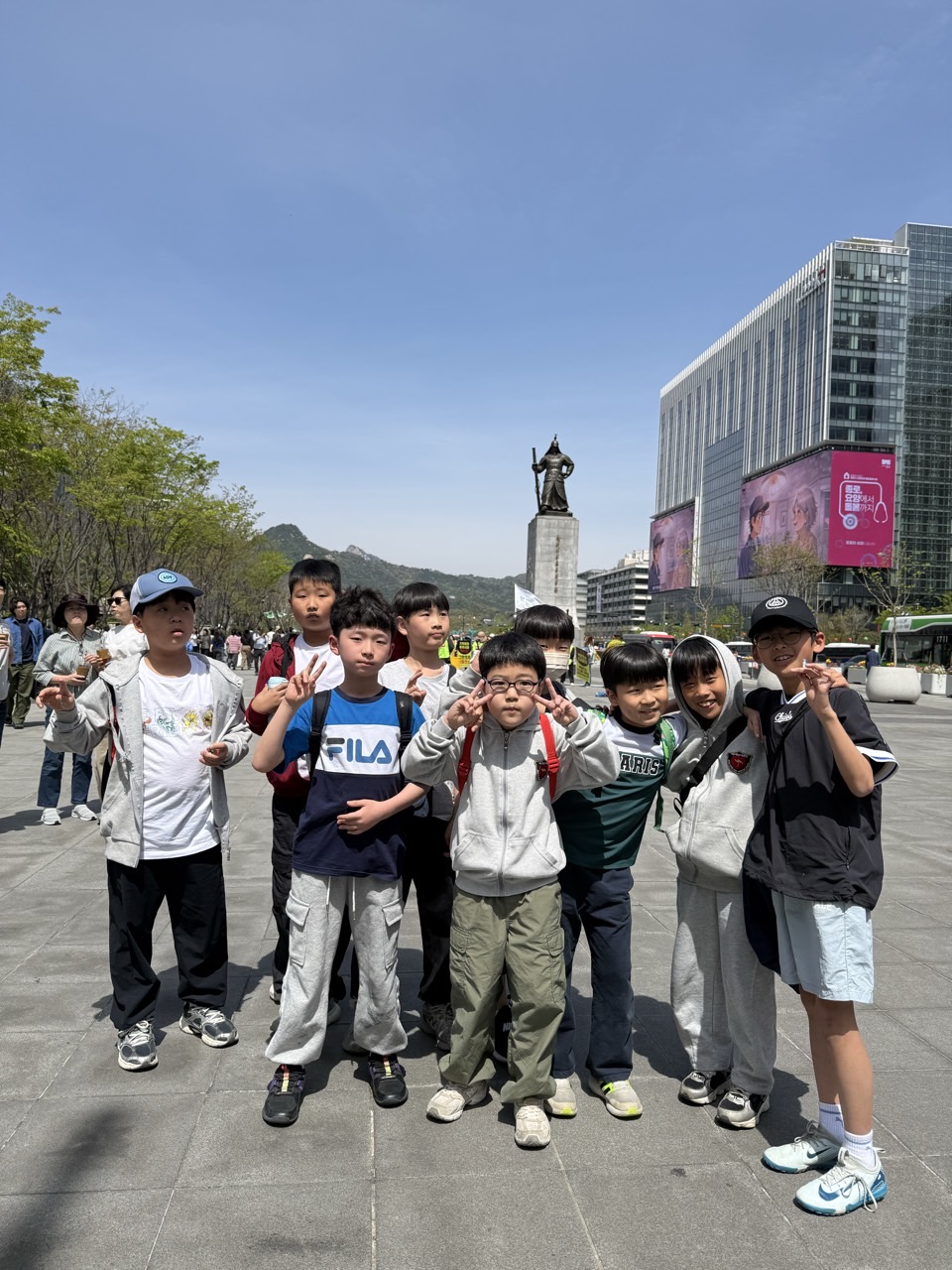 c0a155712348b.jpg