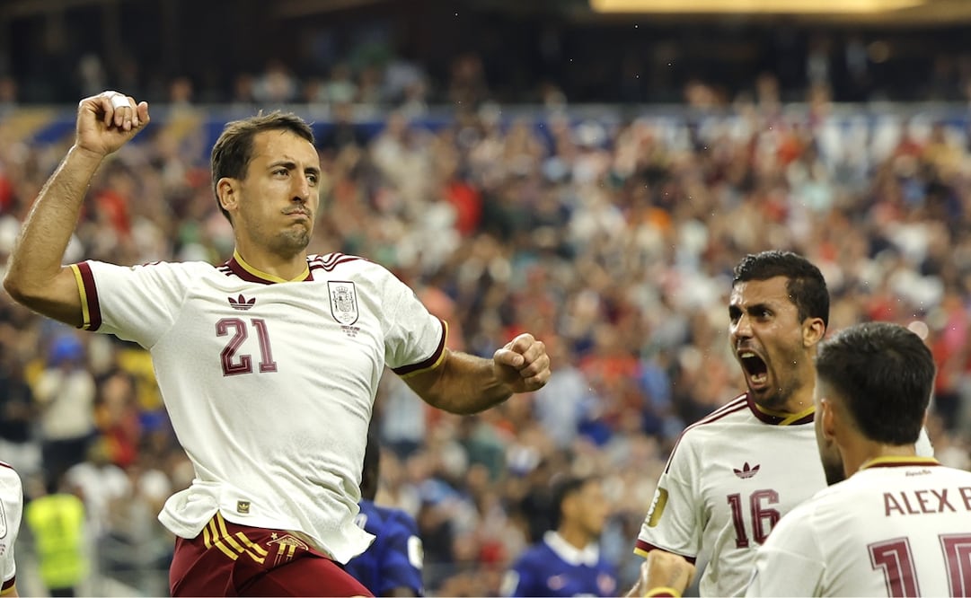 Mikel Oyarzabal celebra su gol en el partido de semifinales del Mundial de la FIFA 2026. FOTO: EFE