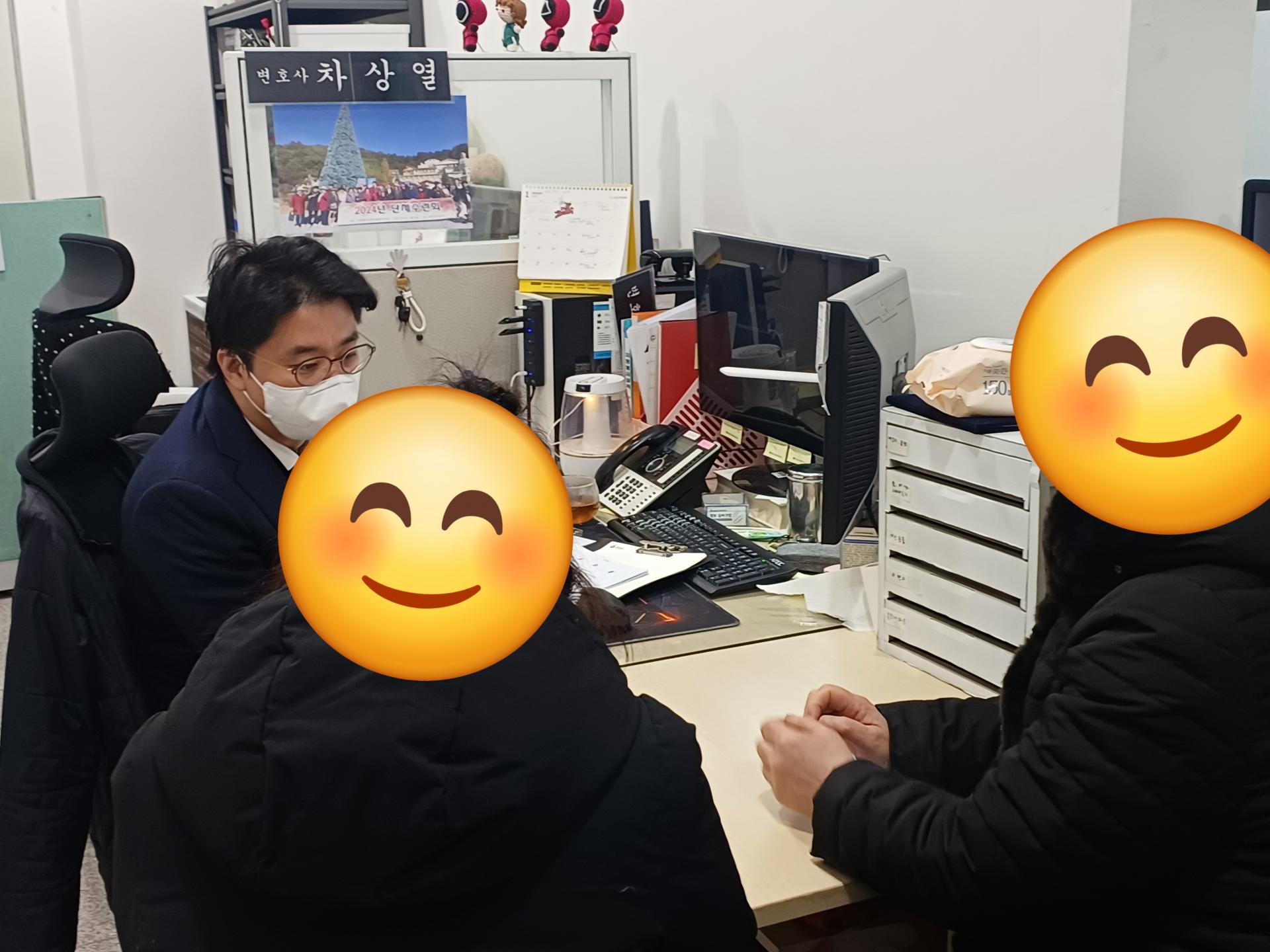 e05f2abc12bb6.jpg