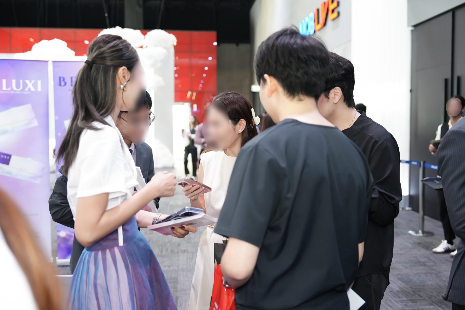 81ab068100c3e.jpg