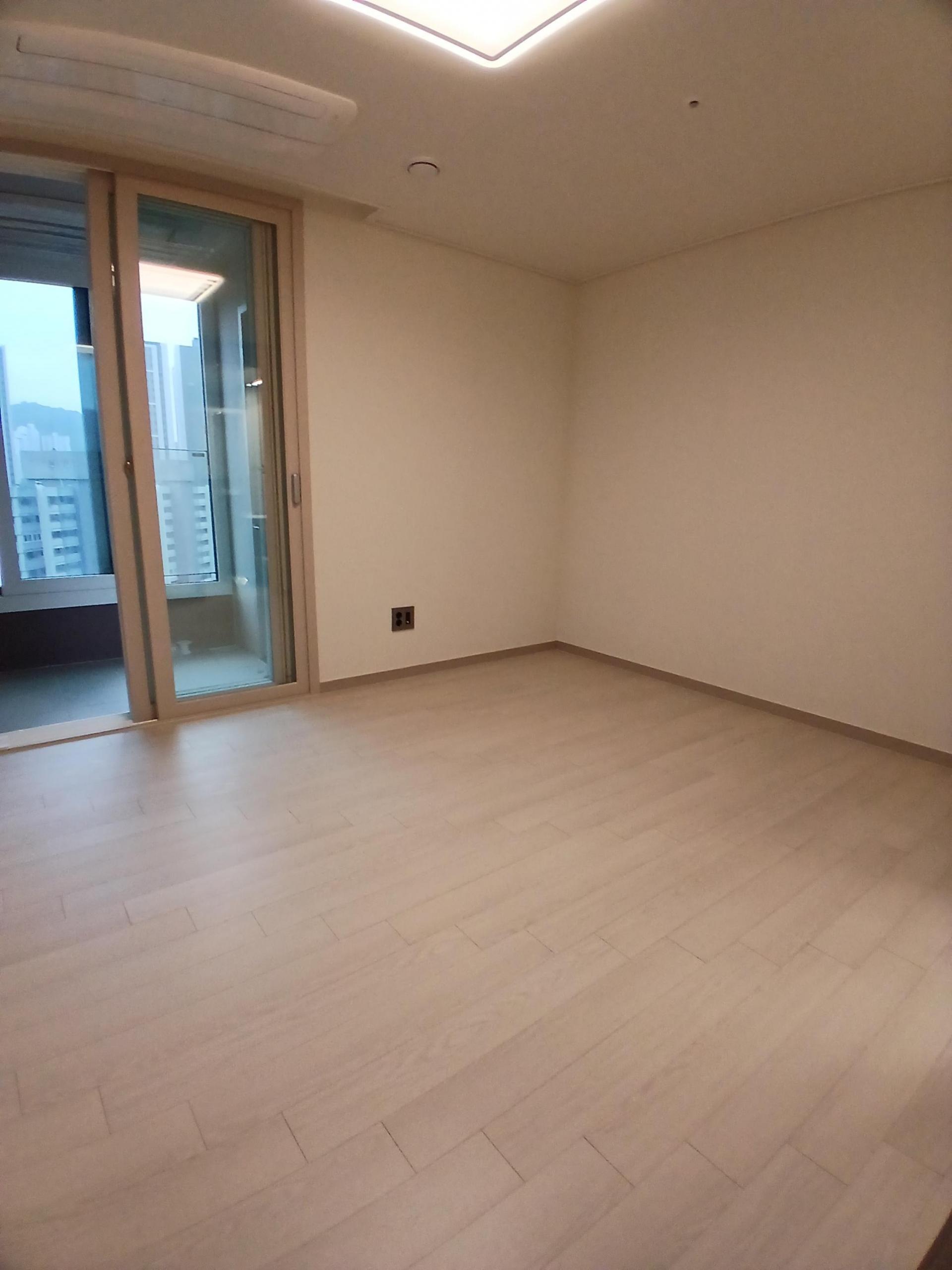 990529030e275.jpg