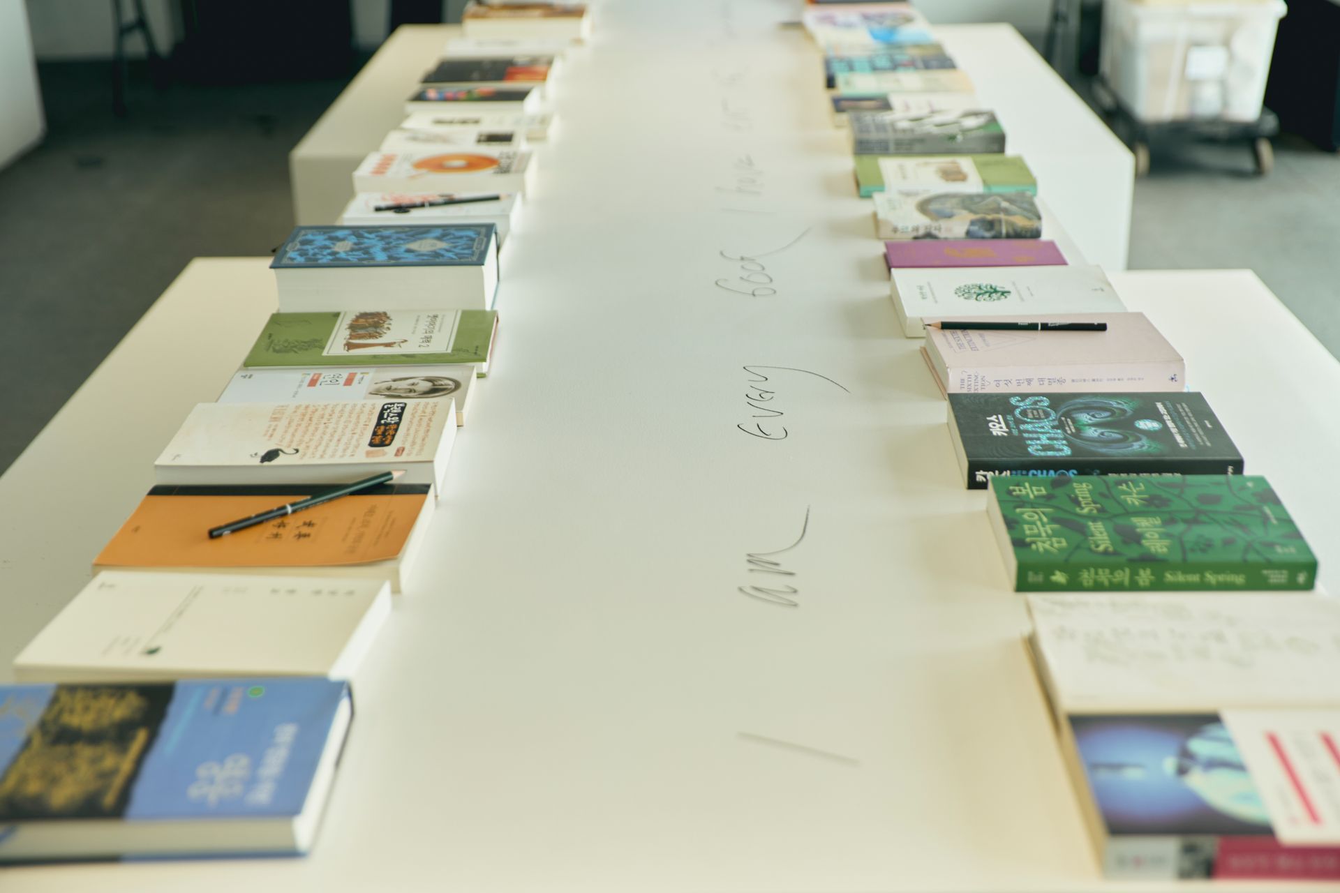 [FUTURA SEOUL]Es Devlin_Reading Room_3F (3).jpg