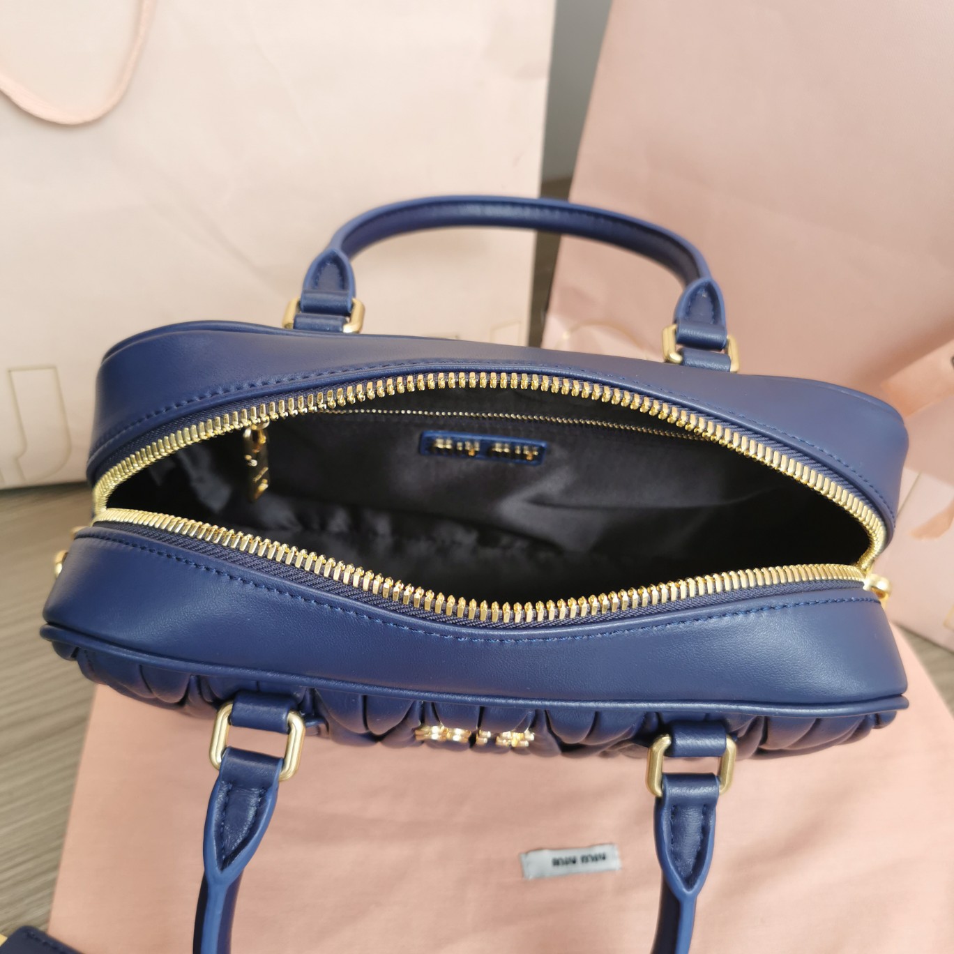 726d680aed285.jpg (1368×1368)