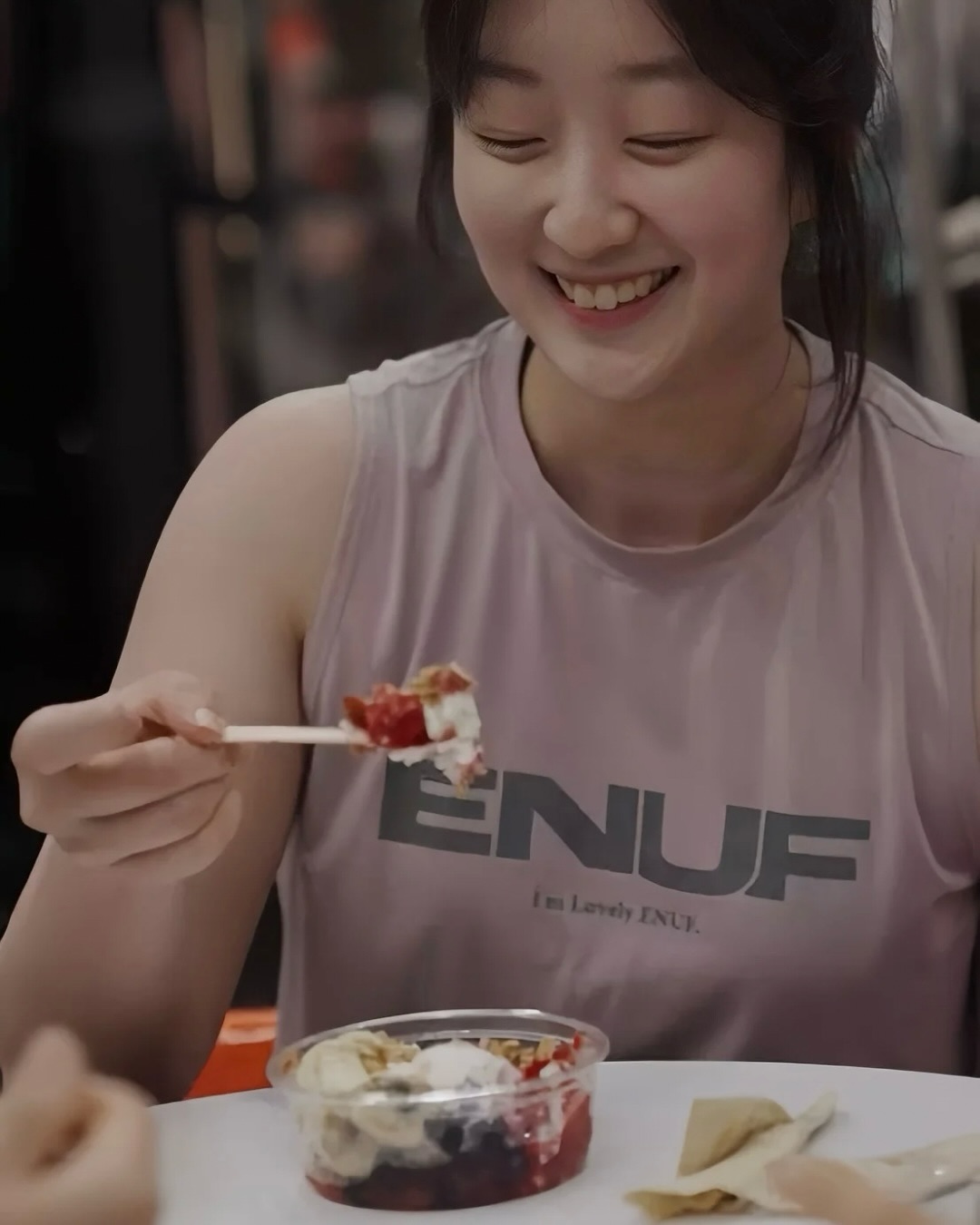 지난 7월 1일(화), 압구정 해빗 피트니스에서버닝 필라테스 + 아로마 인요가로 구성된75분간의 스페셜 클래스가 진행되었습니다.강도 높은 움직임과 깊은 호흡이 공존했던 그날 (4).jpg