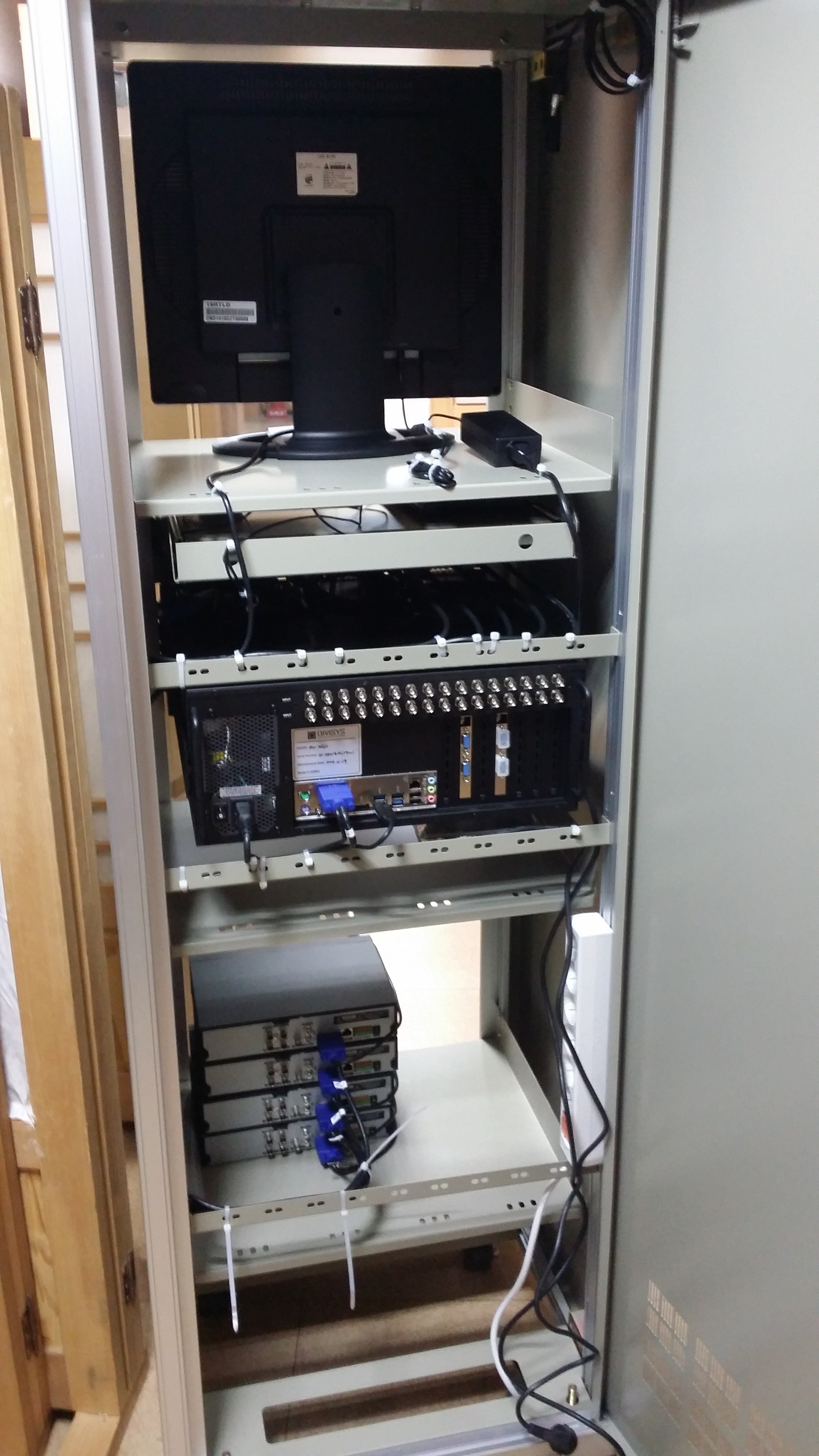 RACK 작업중_1.jpg