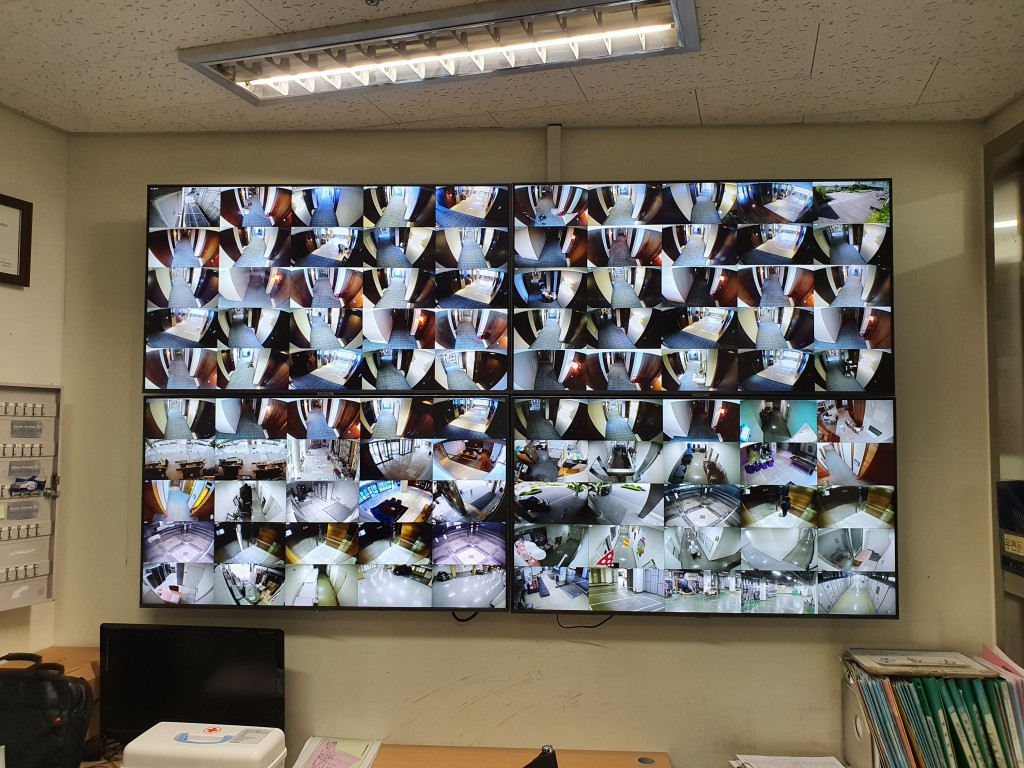 59e38bf7444ef33b0dbe8ab41d67a33b.jpg