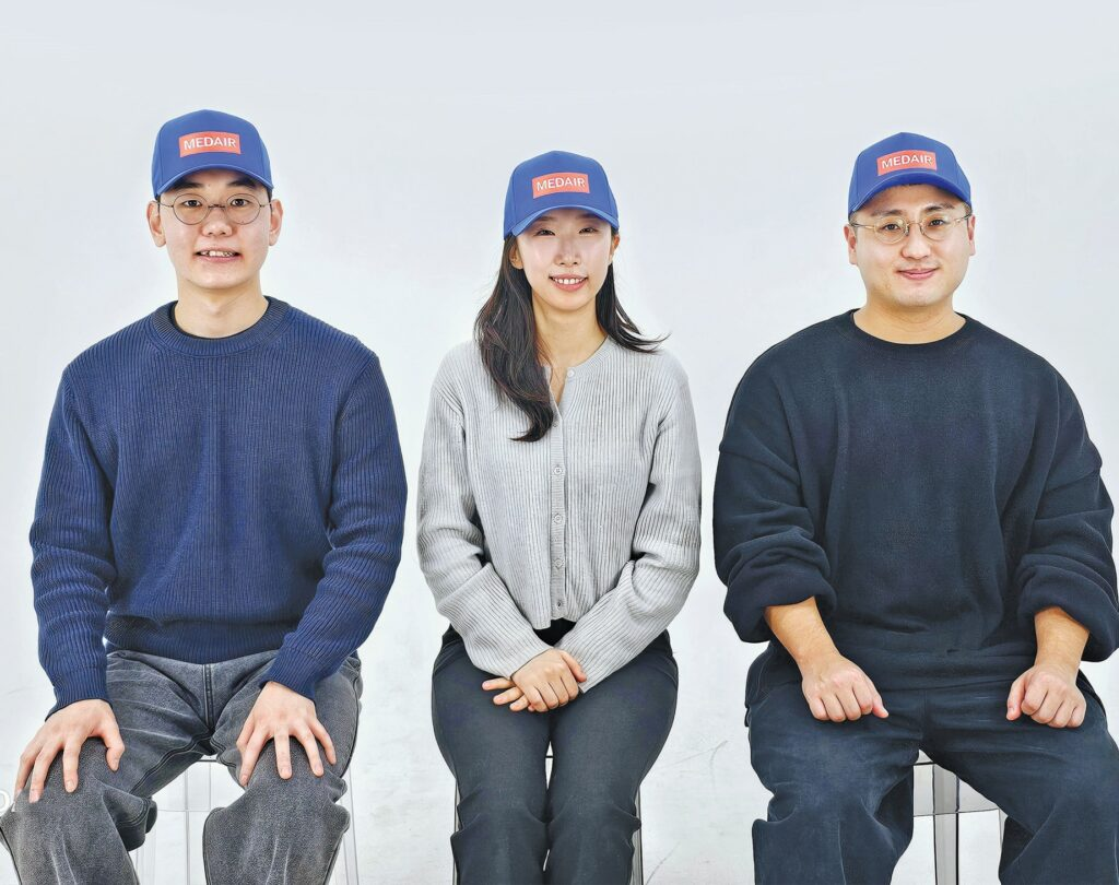 봉사자-메데어
