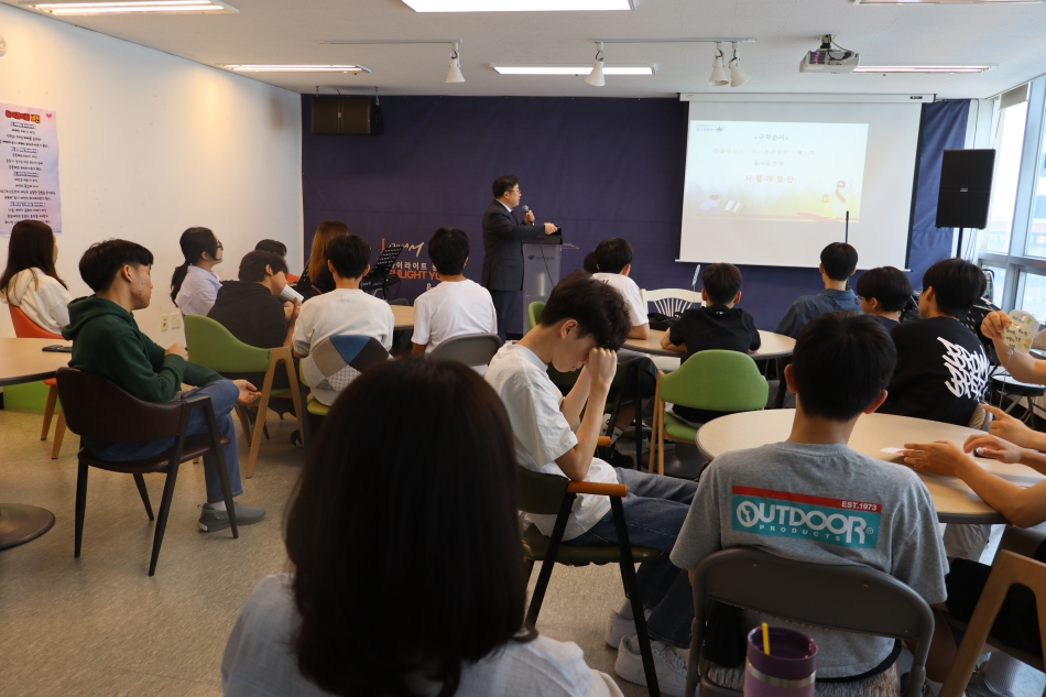 f3efd3c43172b.jpg