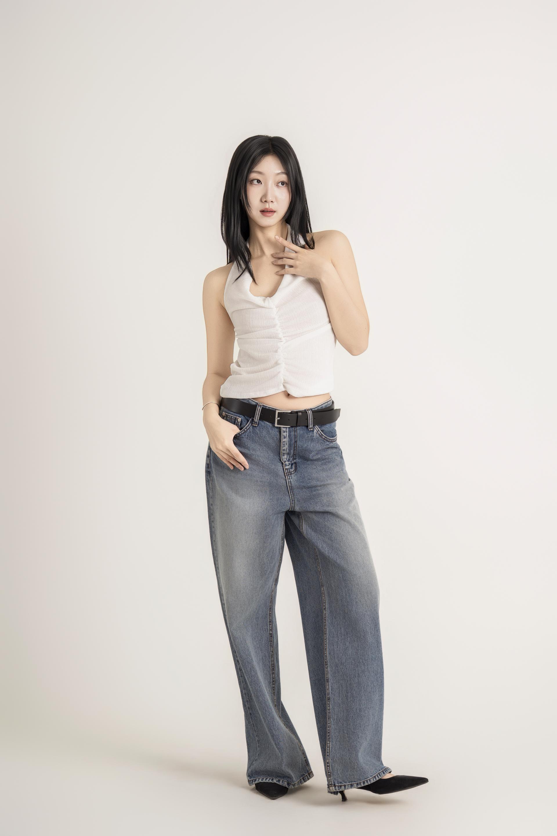 홀터넥 셔링 백리스 탑