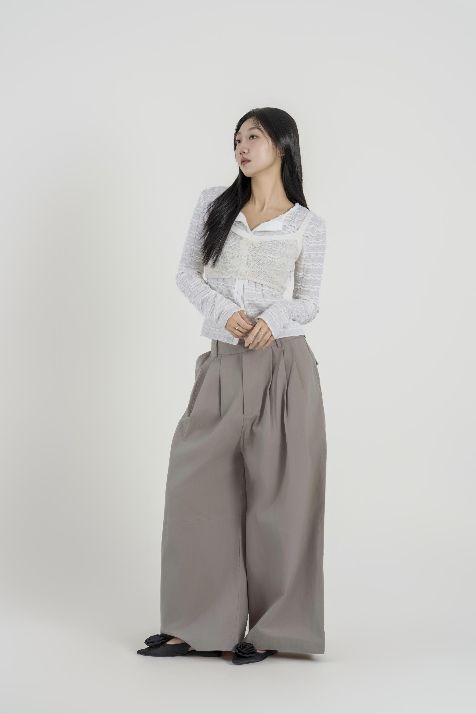 핀턱 볼륨 와이드 팬츠
