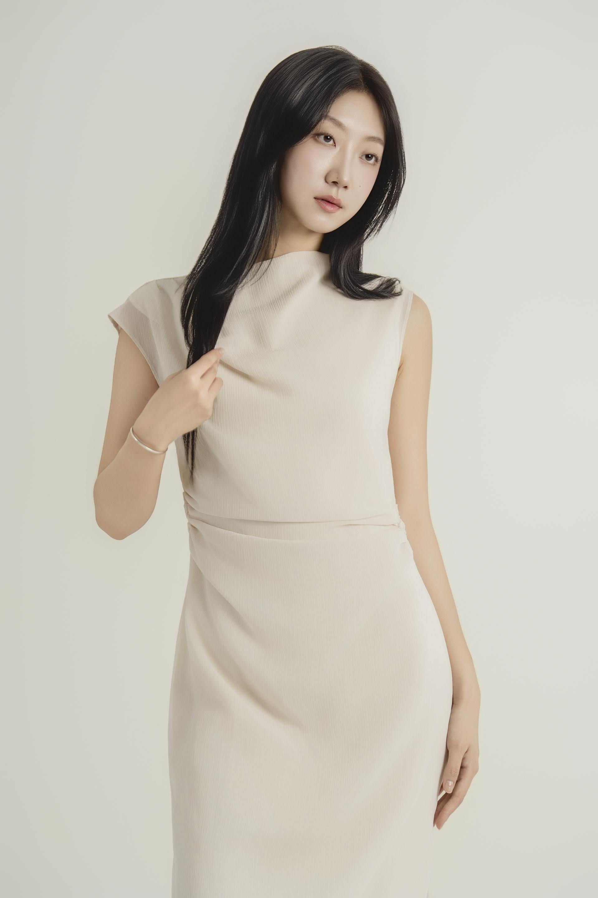 시어 레이어드 슬리브리스 원피스