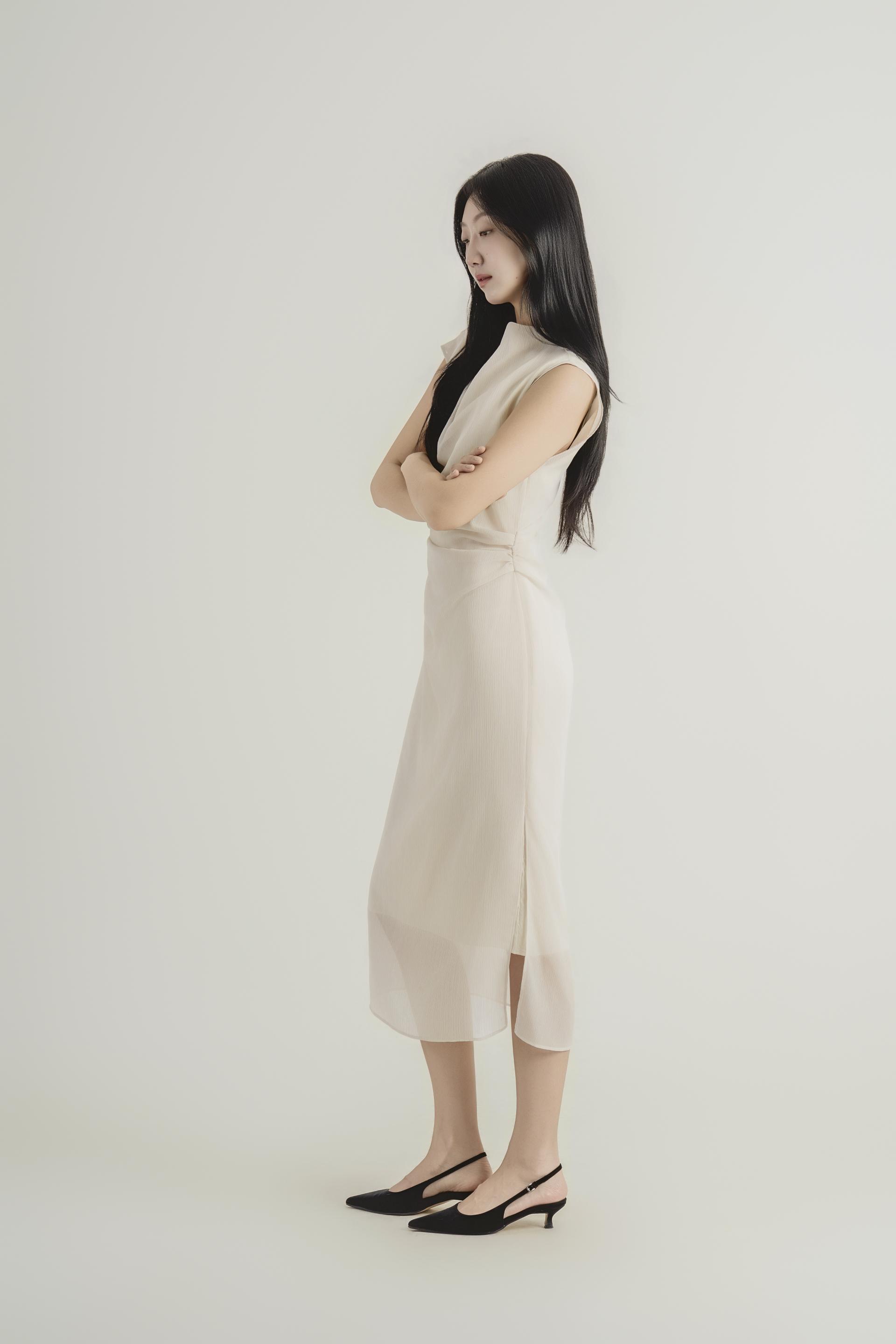 시어 레이어드 슬리브리스 원피스