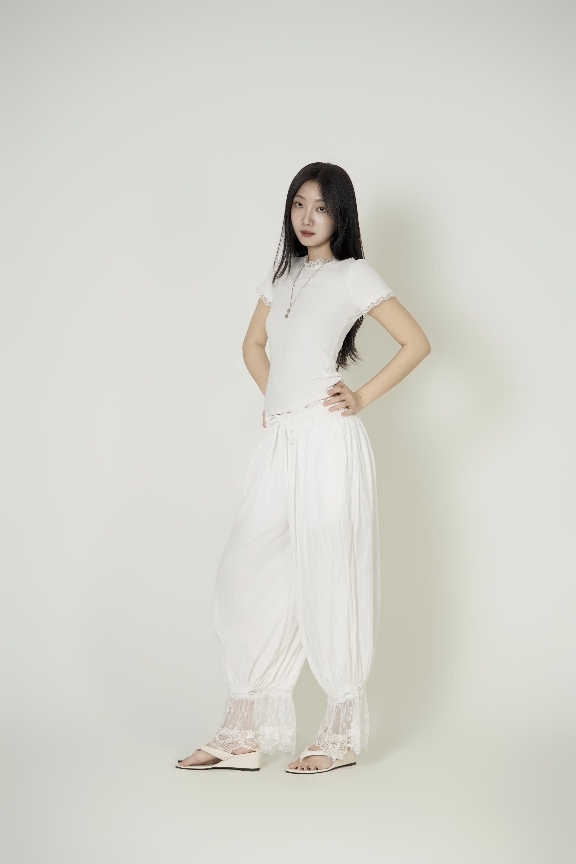 레이스 트림 슬림 티셔츠, 밴딩 조거 팬츠 세트