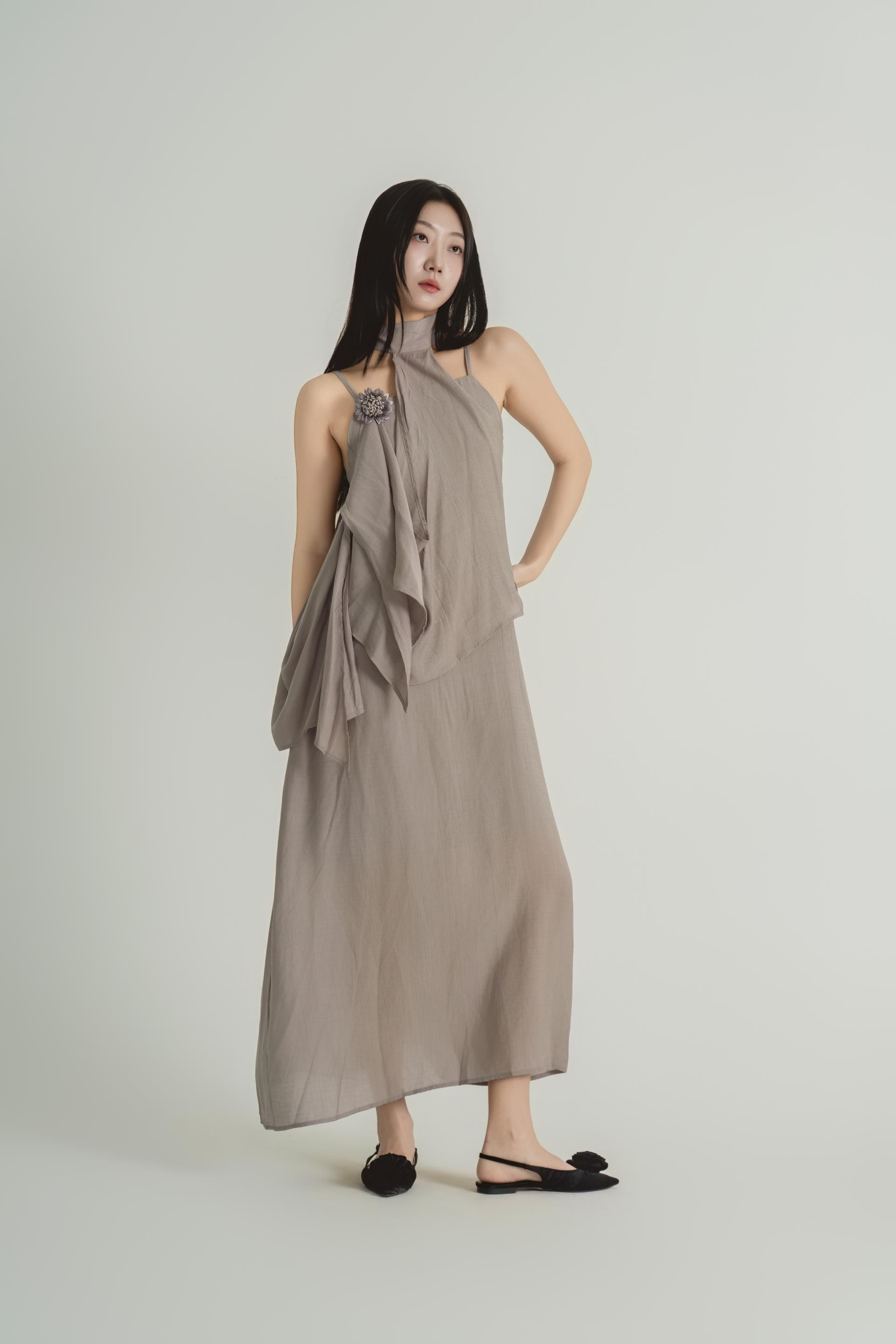 스카프넥 드레이프 맥시 원피스
