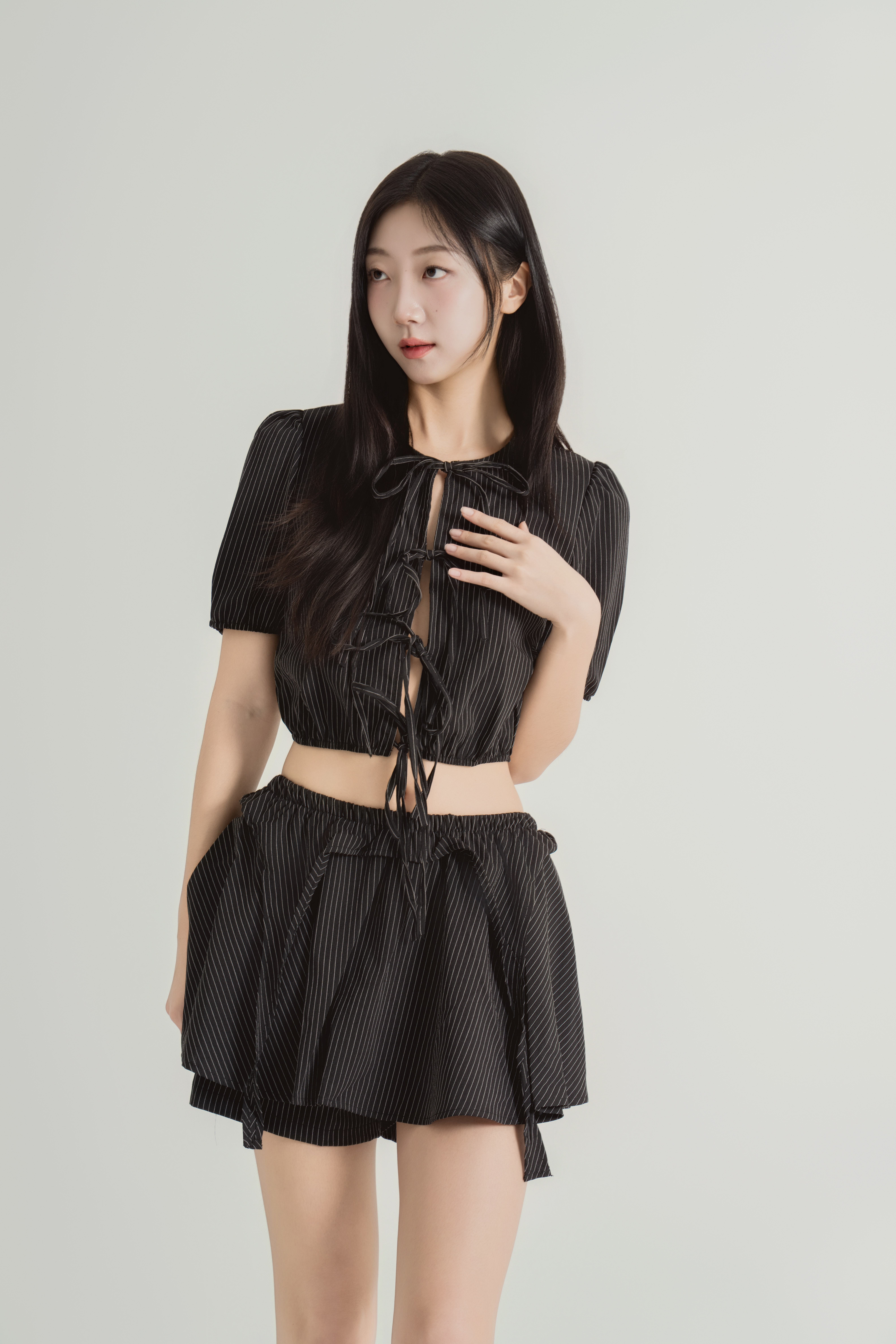 스트라이프 리본 크롭 쇼츠 셋업