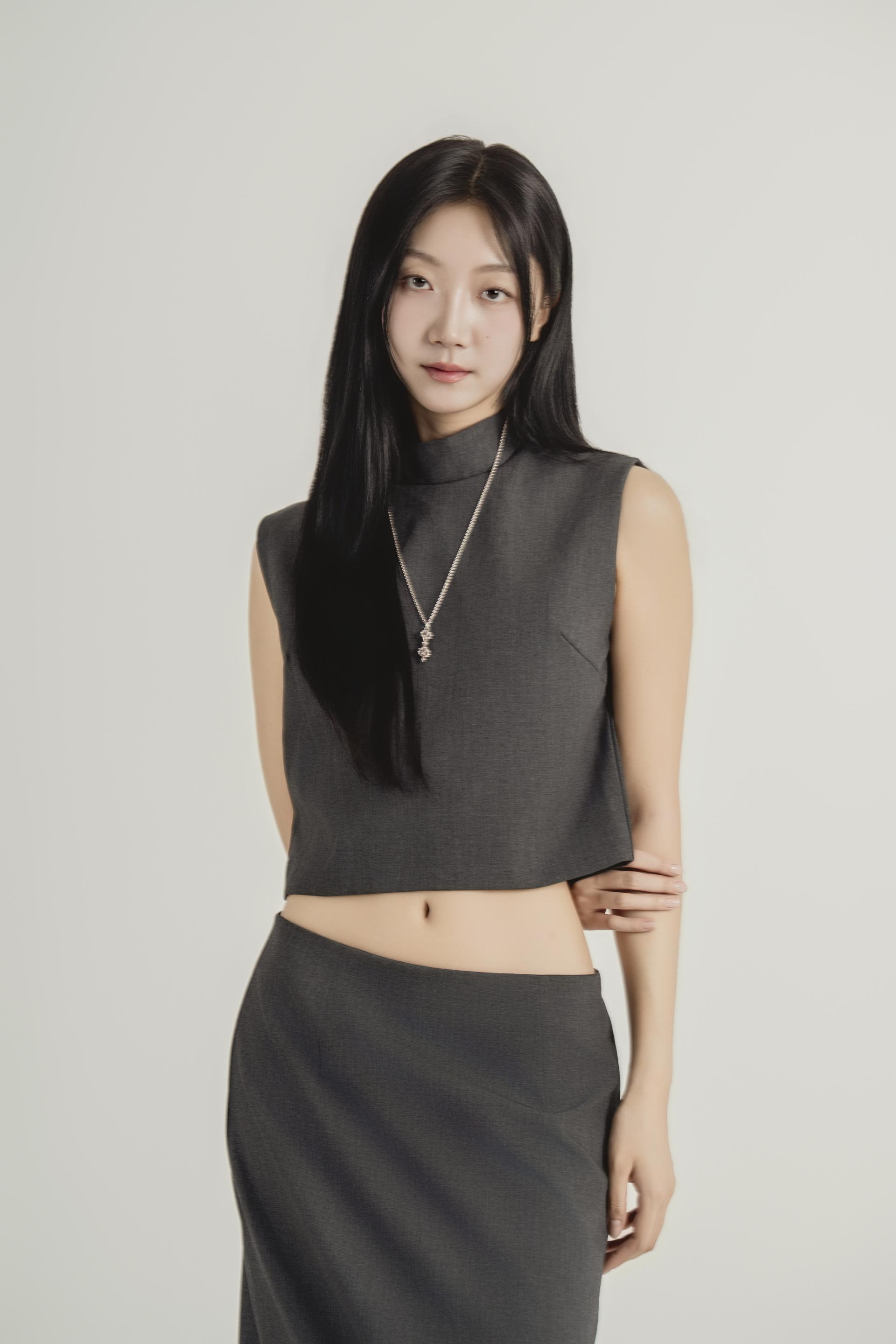 하이넥 크롭 롱 스커트 셋업