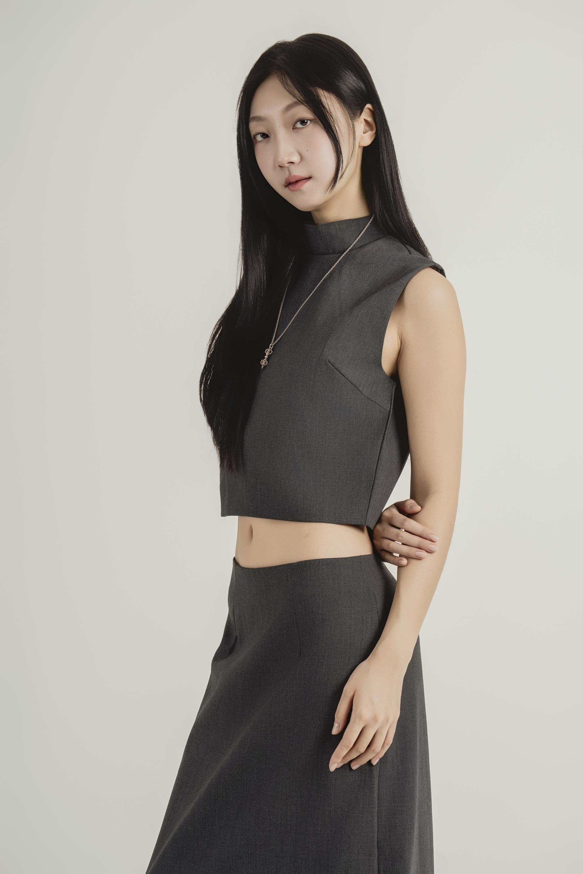 하이넥 크롭 롱 스커트 셋업