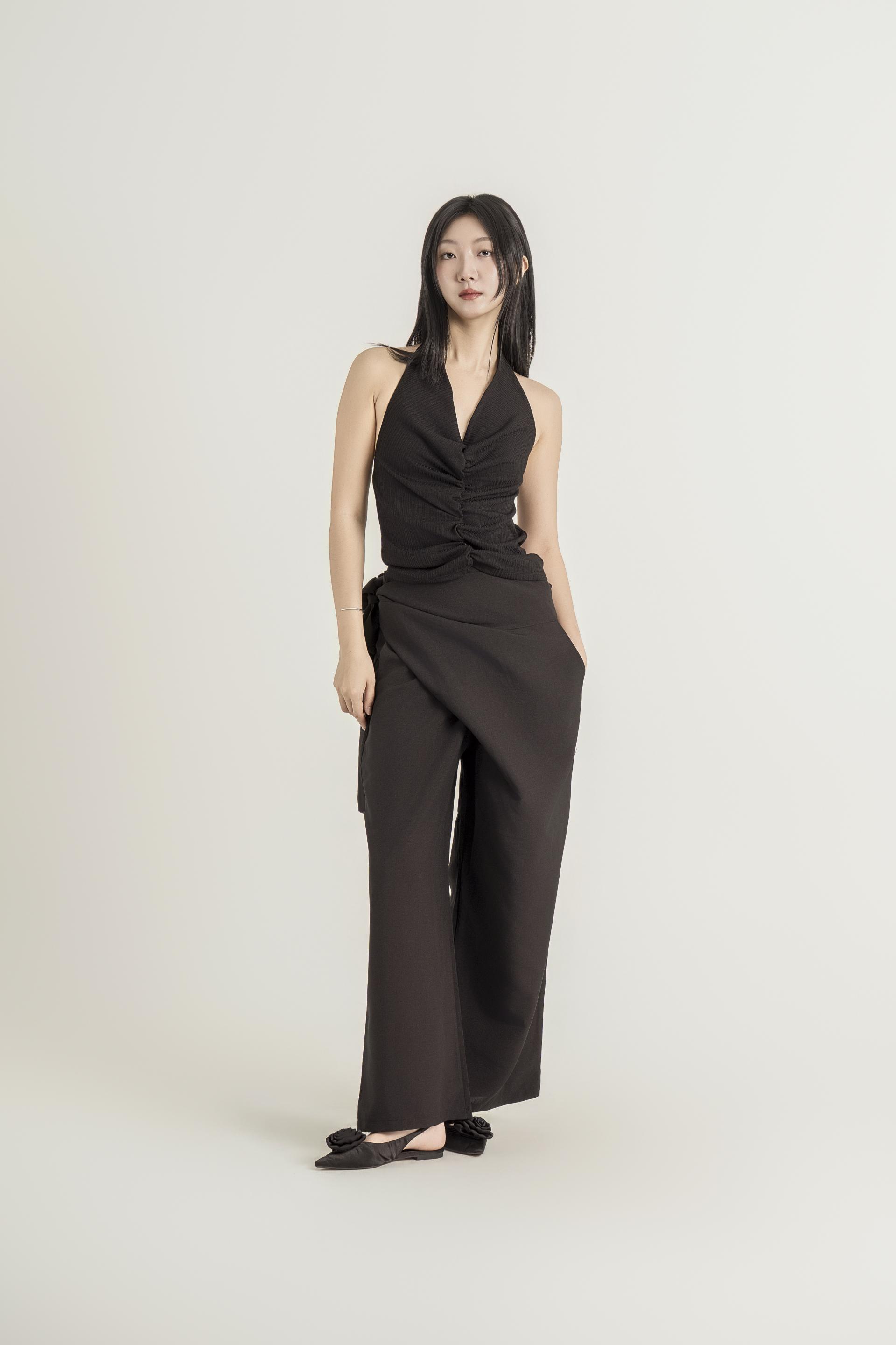 홀터넥 셔링 백리스 탑