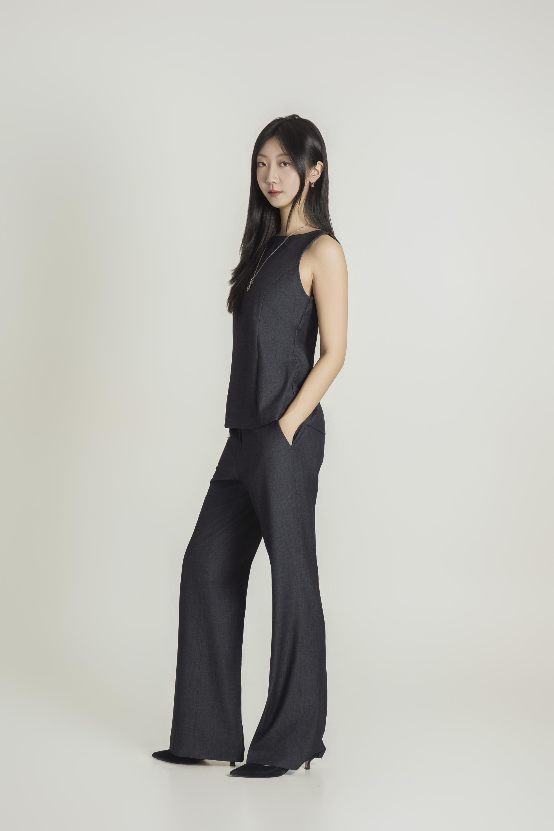 커브 절개 슬리브리스 데님 셋업