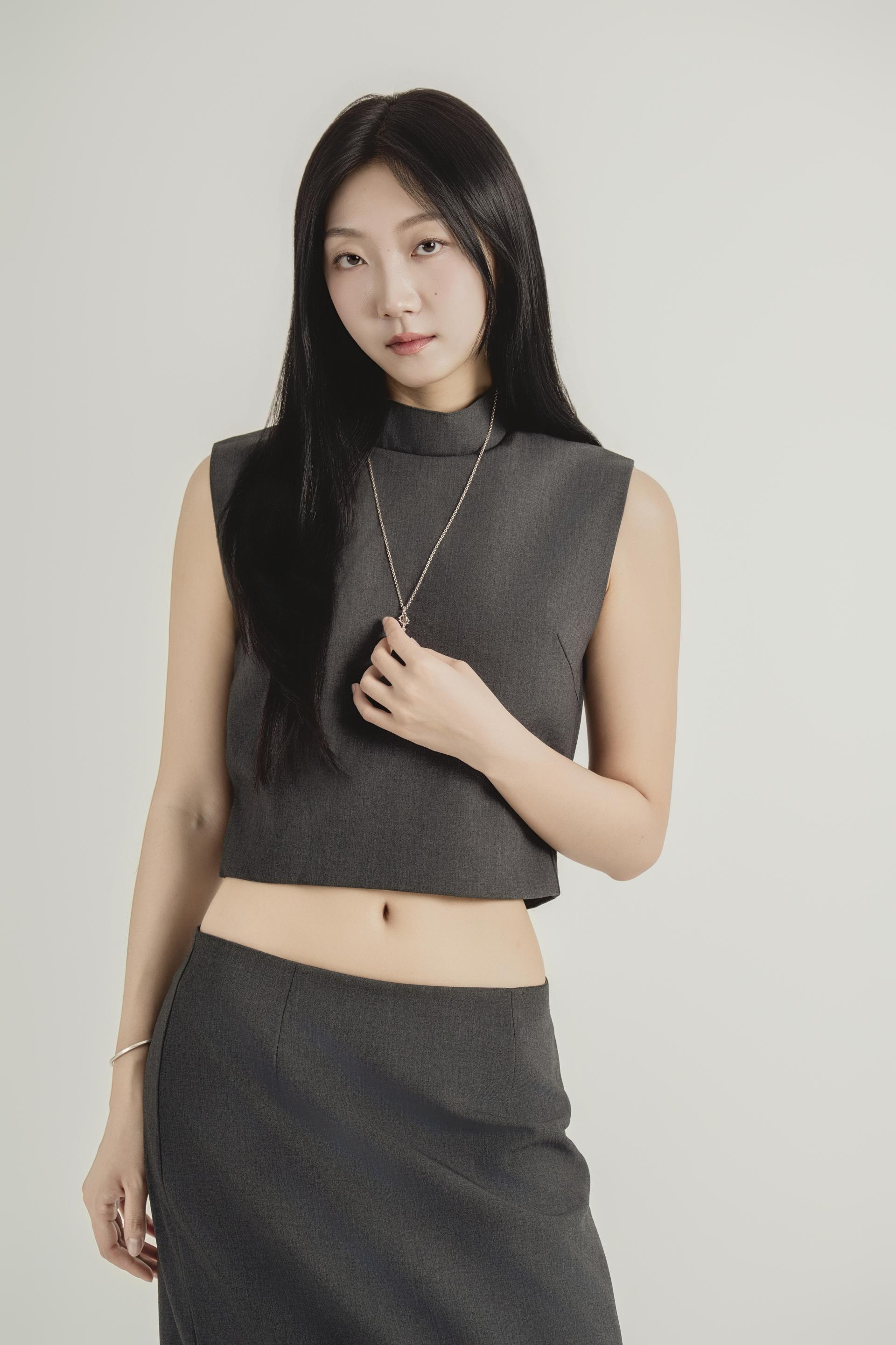하이넥 크롭 롱 스커트 셋업