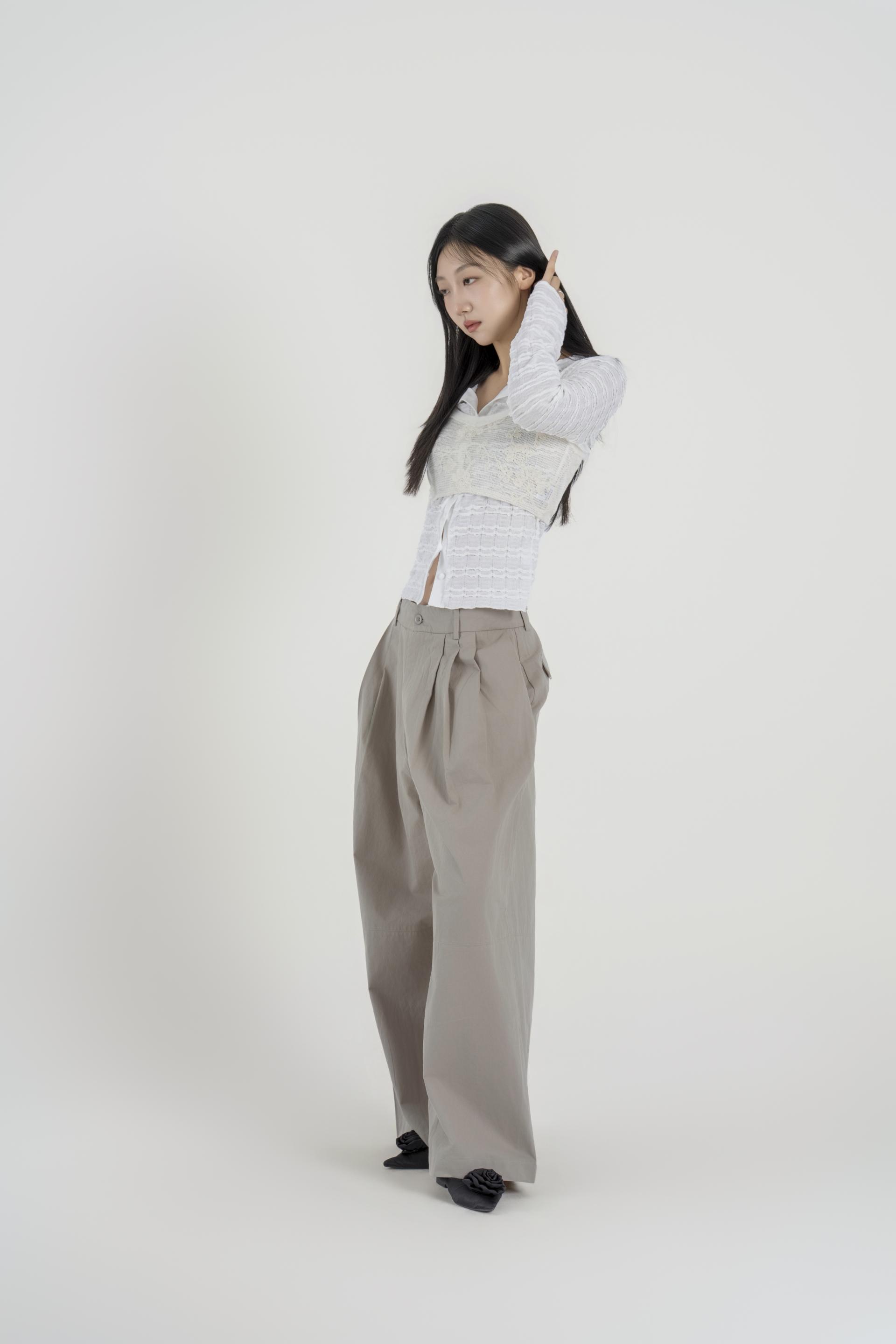 핀턱 볼륨 와이드 팬츠