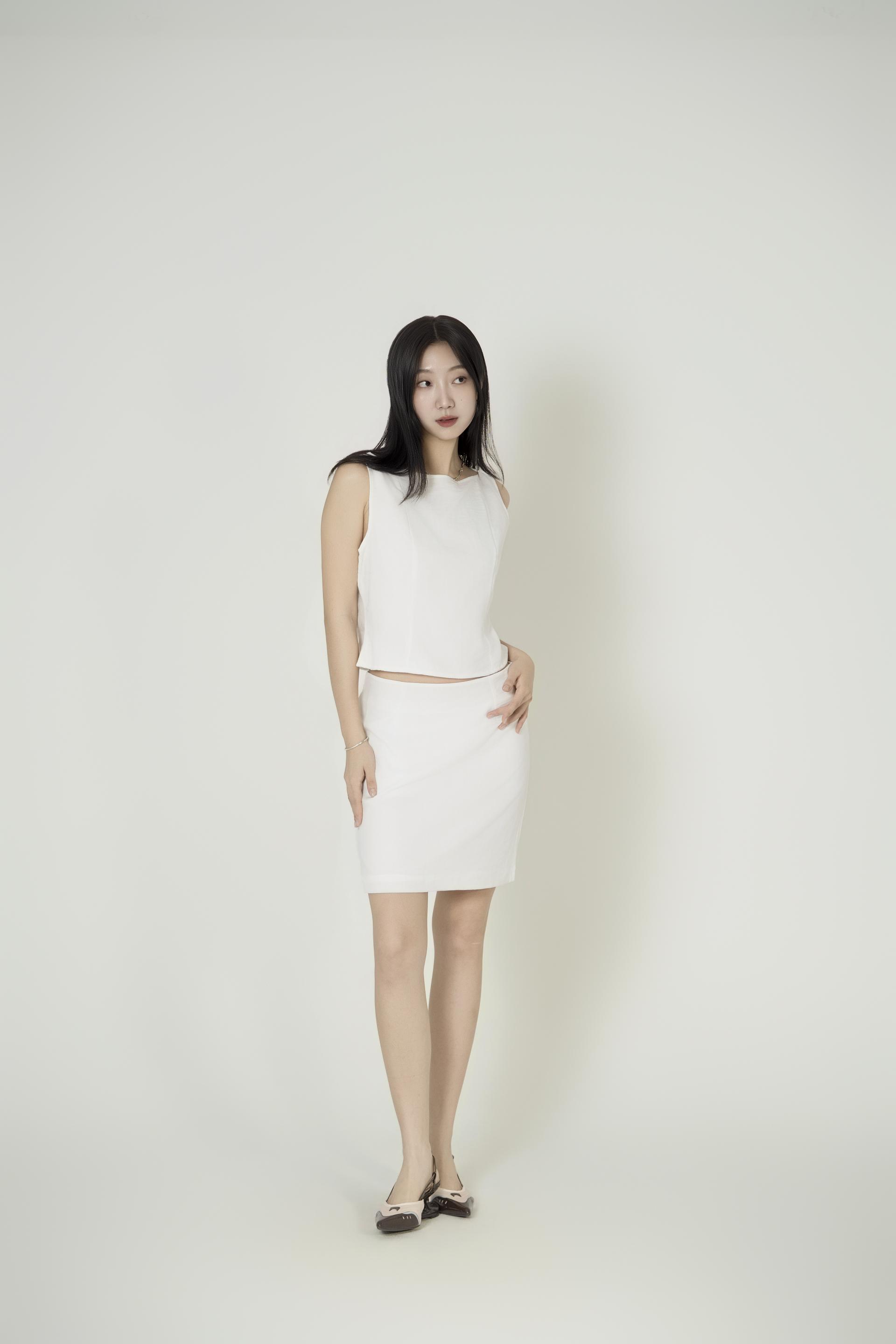 보트넥 절개크롭탑 미니스커트 셋업