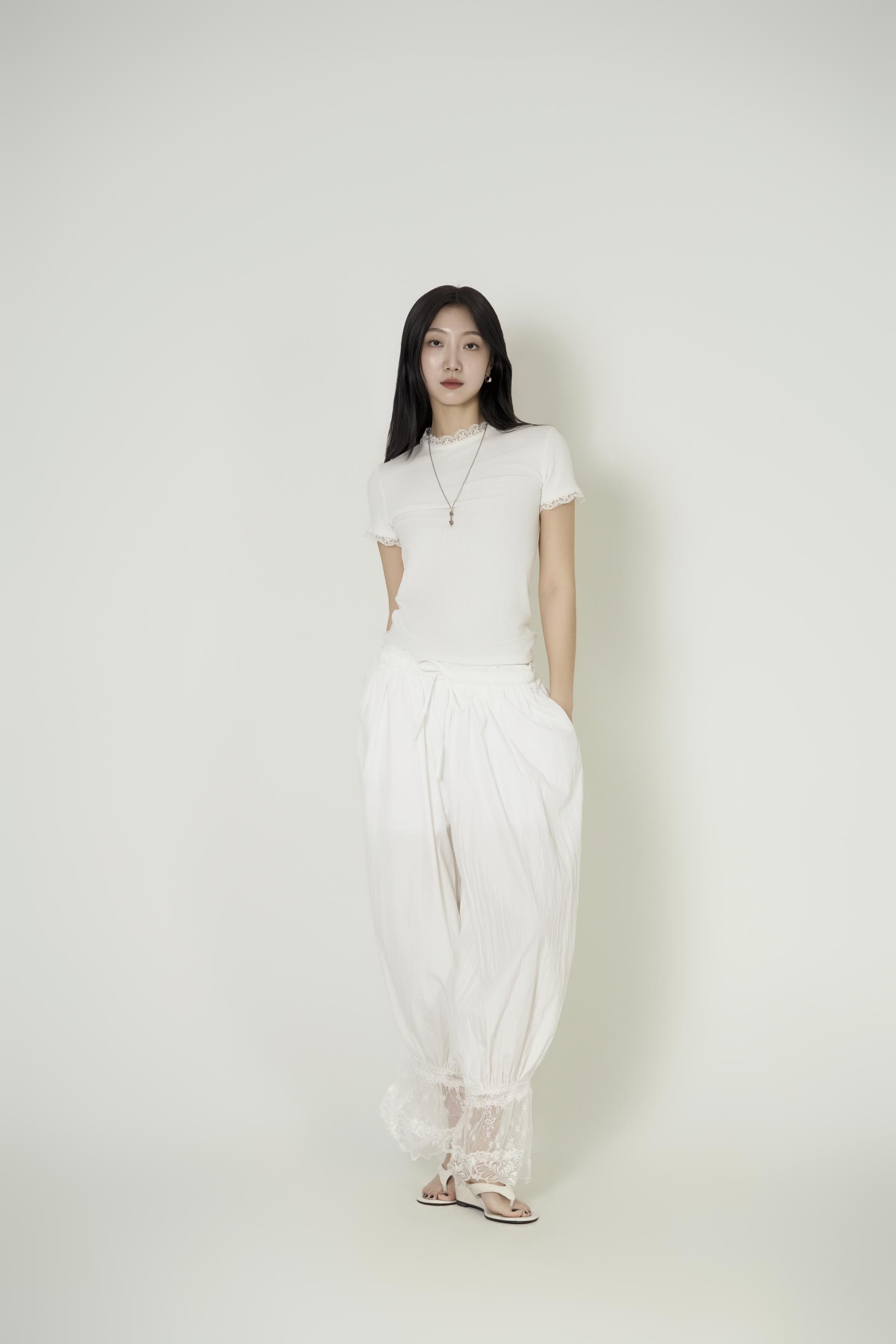 레이스 트림 슬림 티셔츠, 밴딩 조거 팬츠 세트