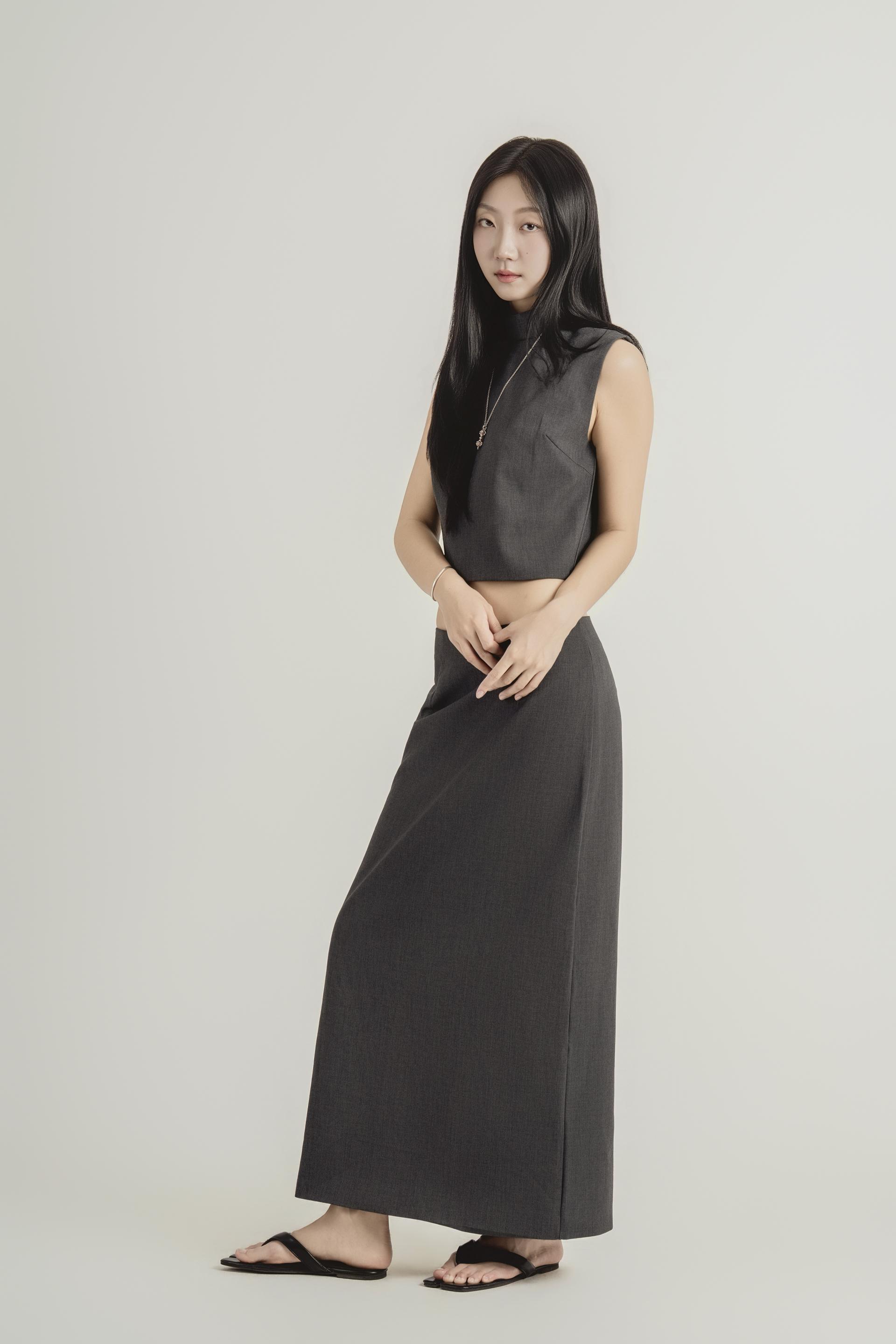 하이넥 크롭 롱 스커트 셋업