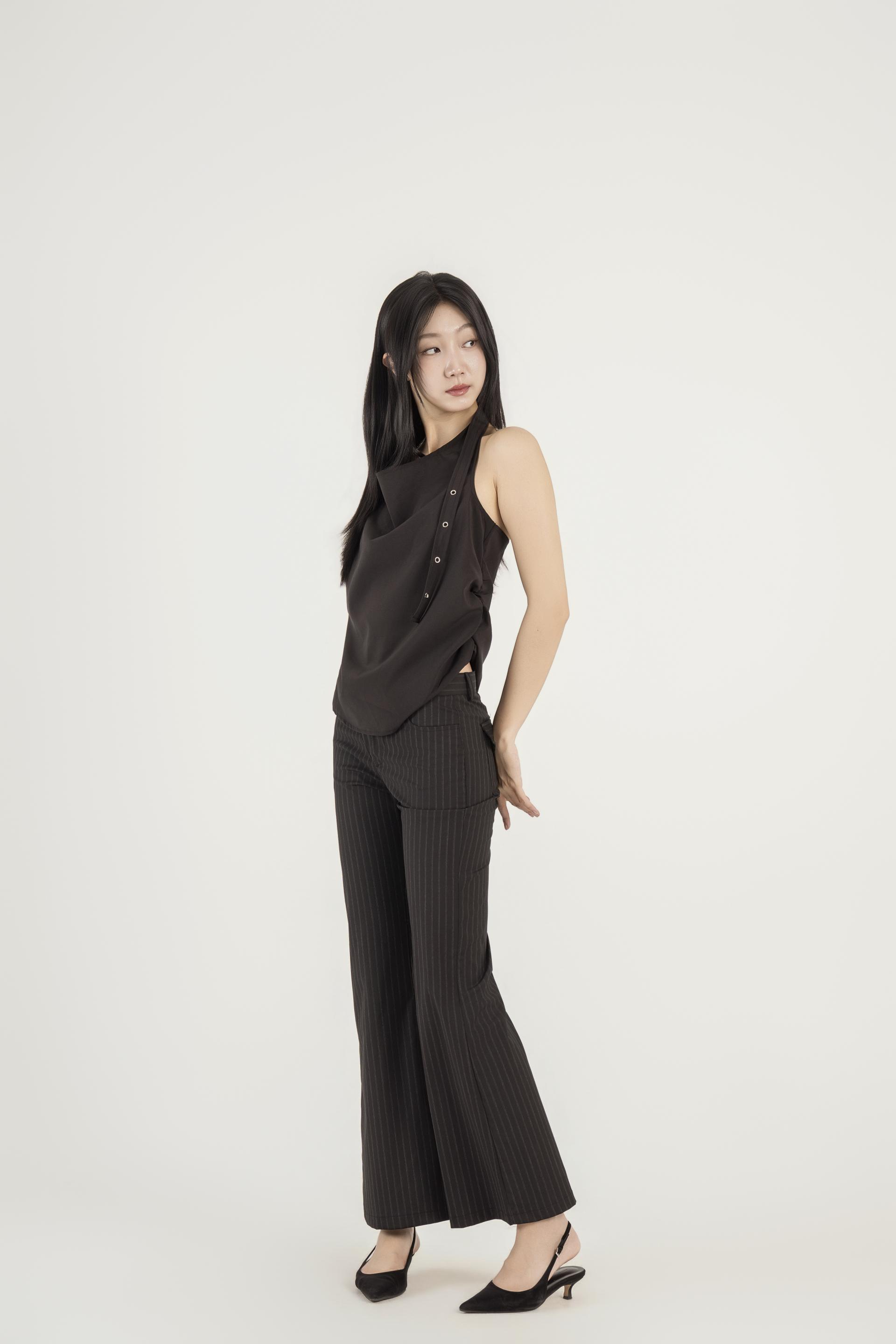 스트라이프 테일러드 부츠컷 팬츠