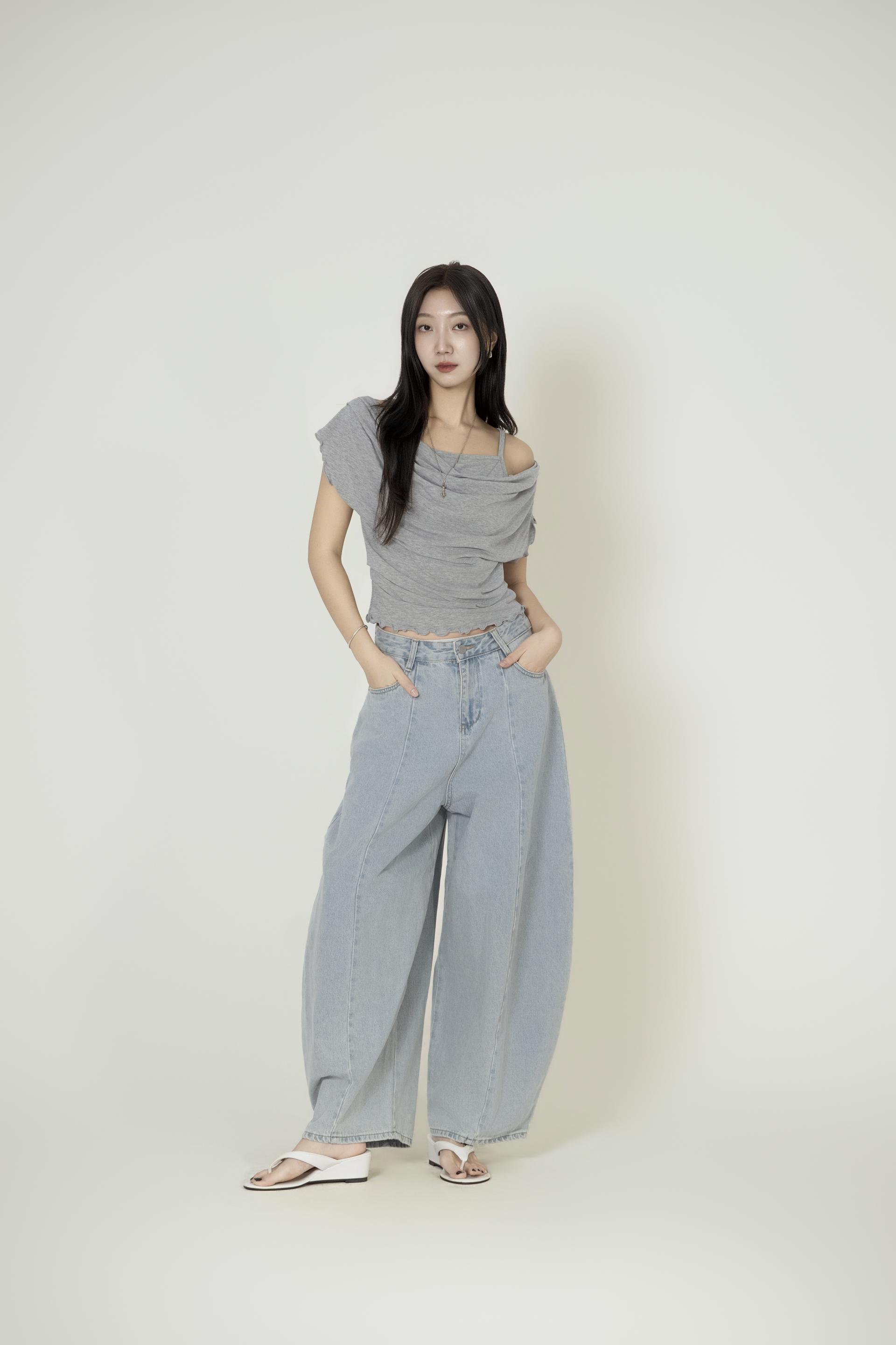 프론트 절개 벌룬 데님 팬츠