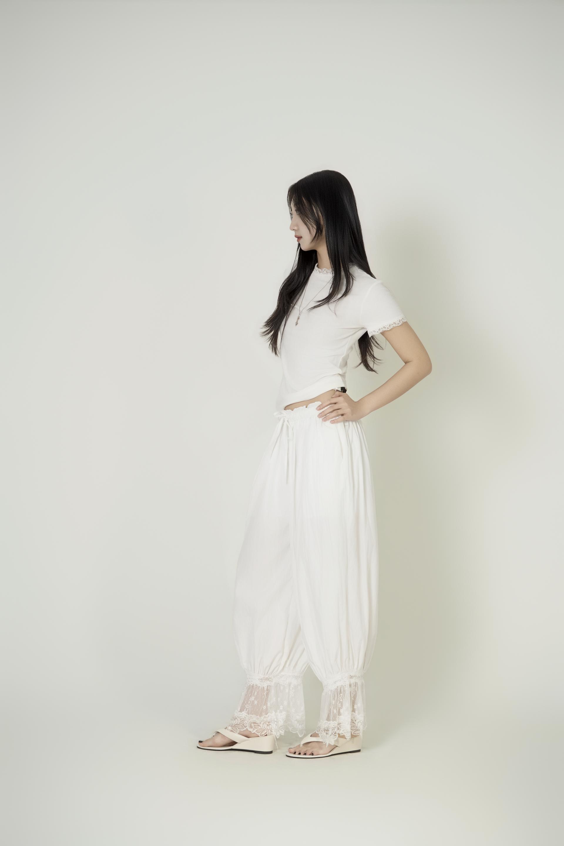 레이스 트림 슬림 티셔츠, 밴딩 조거 팬츠 세트