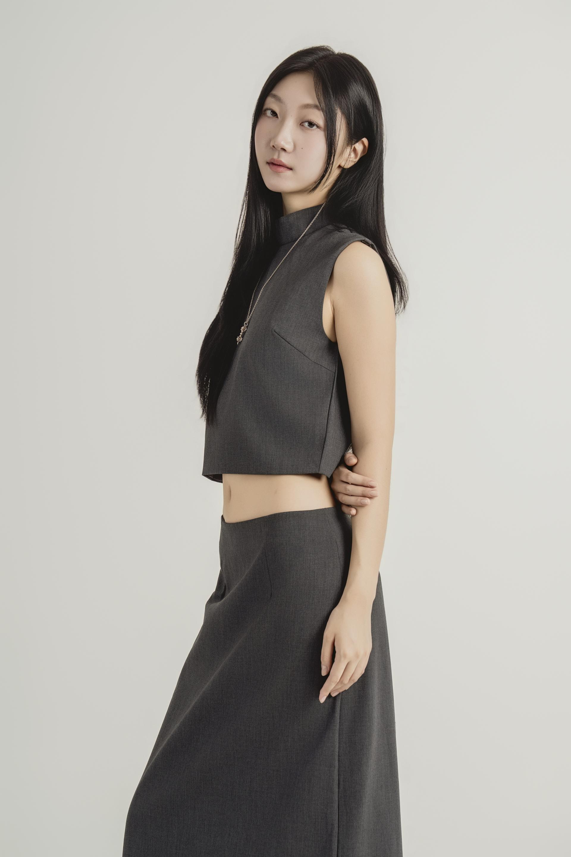 하이넥 크롭 롱 스커트 셋업