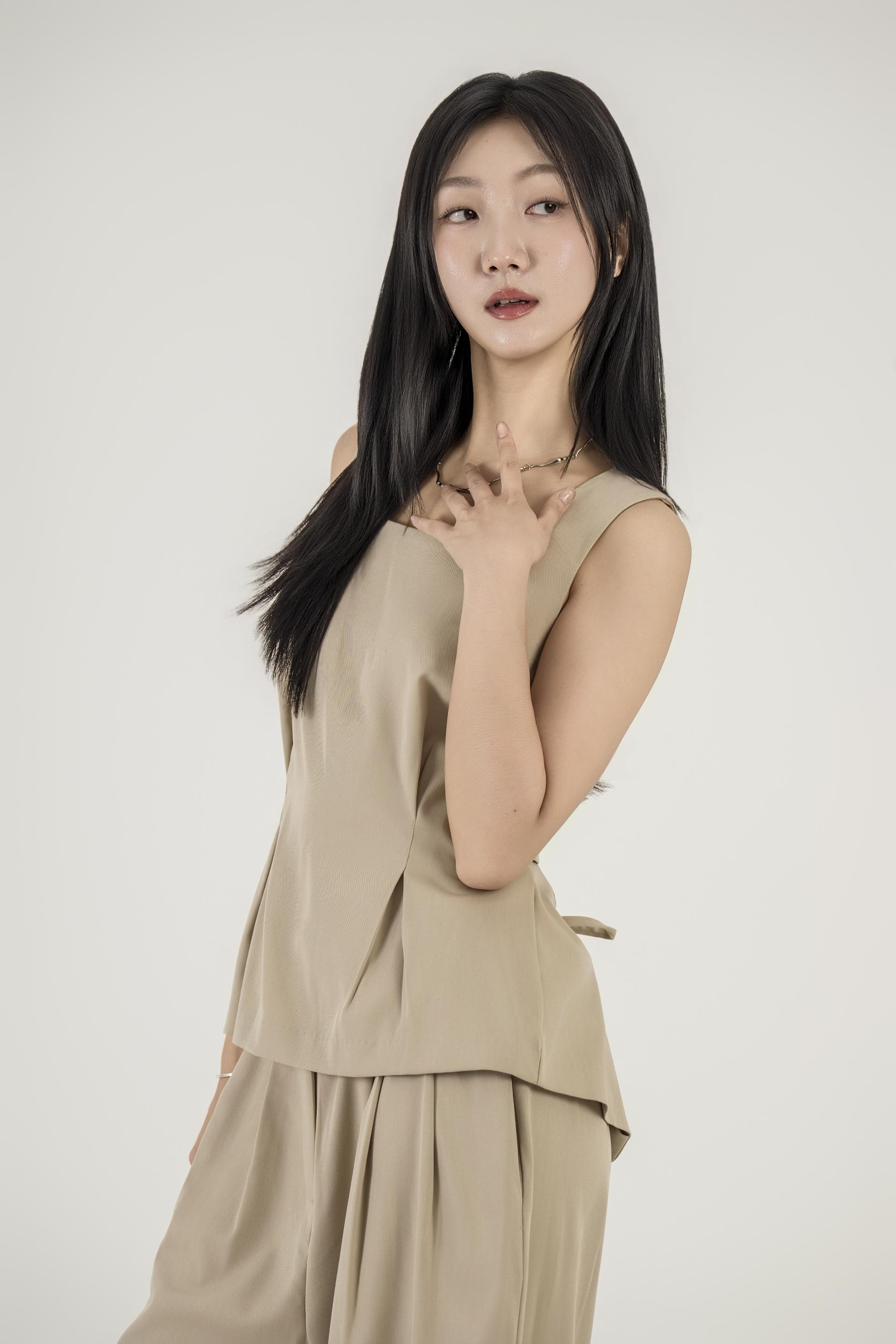 스퀘어넥 플레어 탑 와이드 팬츠 셋업