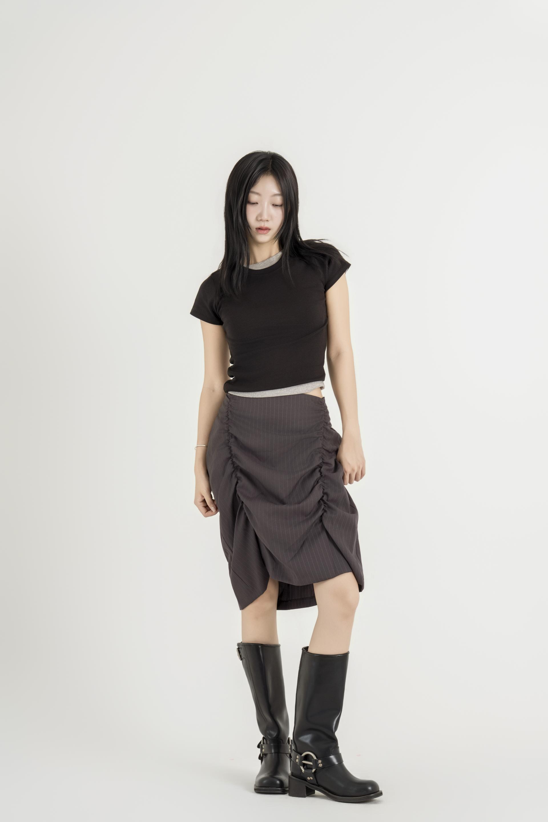 셔링 랩 스트라이프 스커트