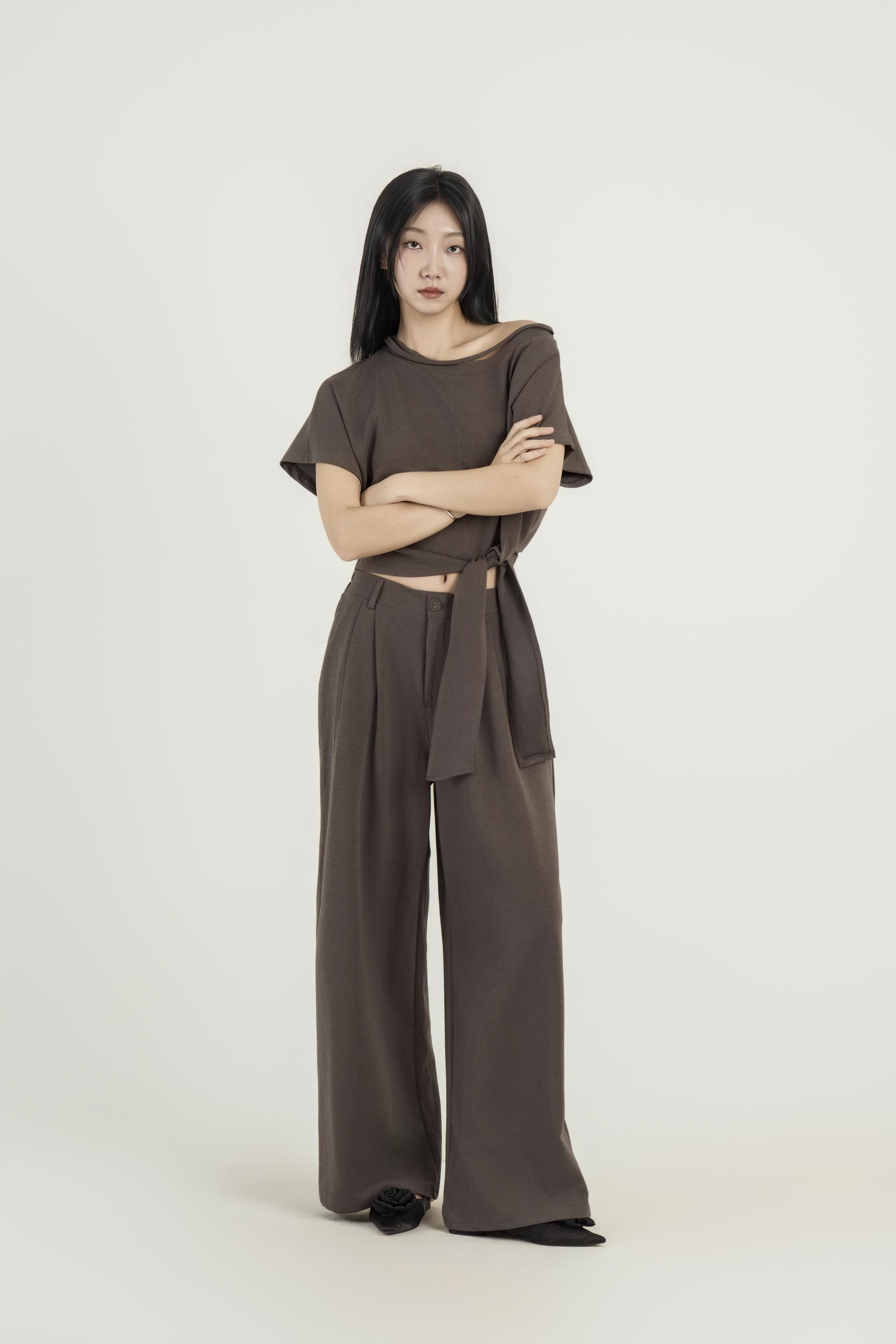 비대칭 오프숄더 와이드 팬츠 셋업