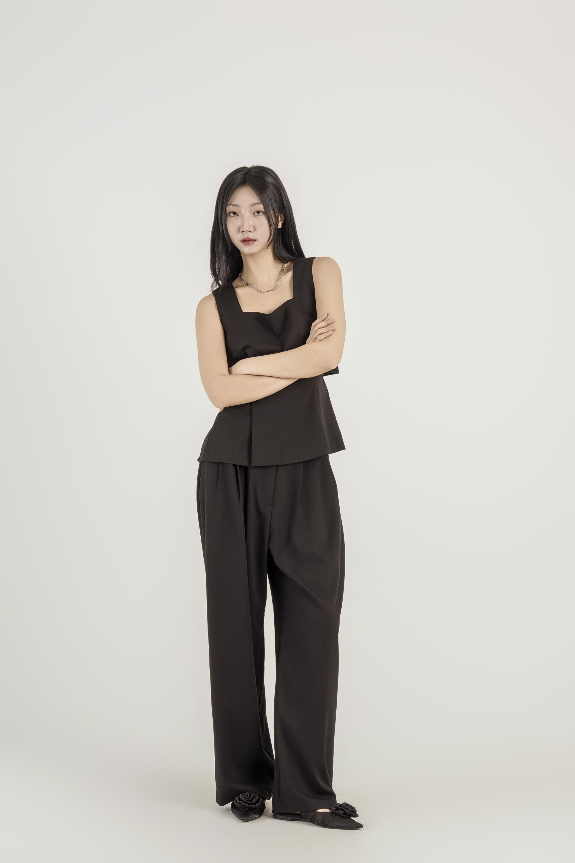 스퀘어넥 플레어 탑 와이드 팬츠 셋업