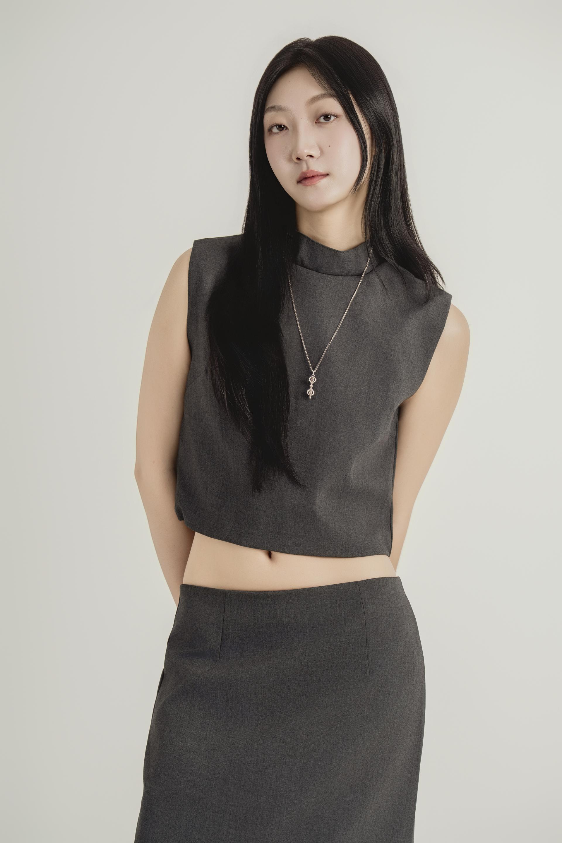 하이넥 크롭 롱 스커트 셋업