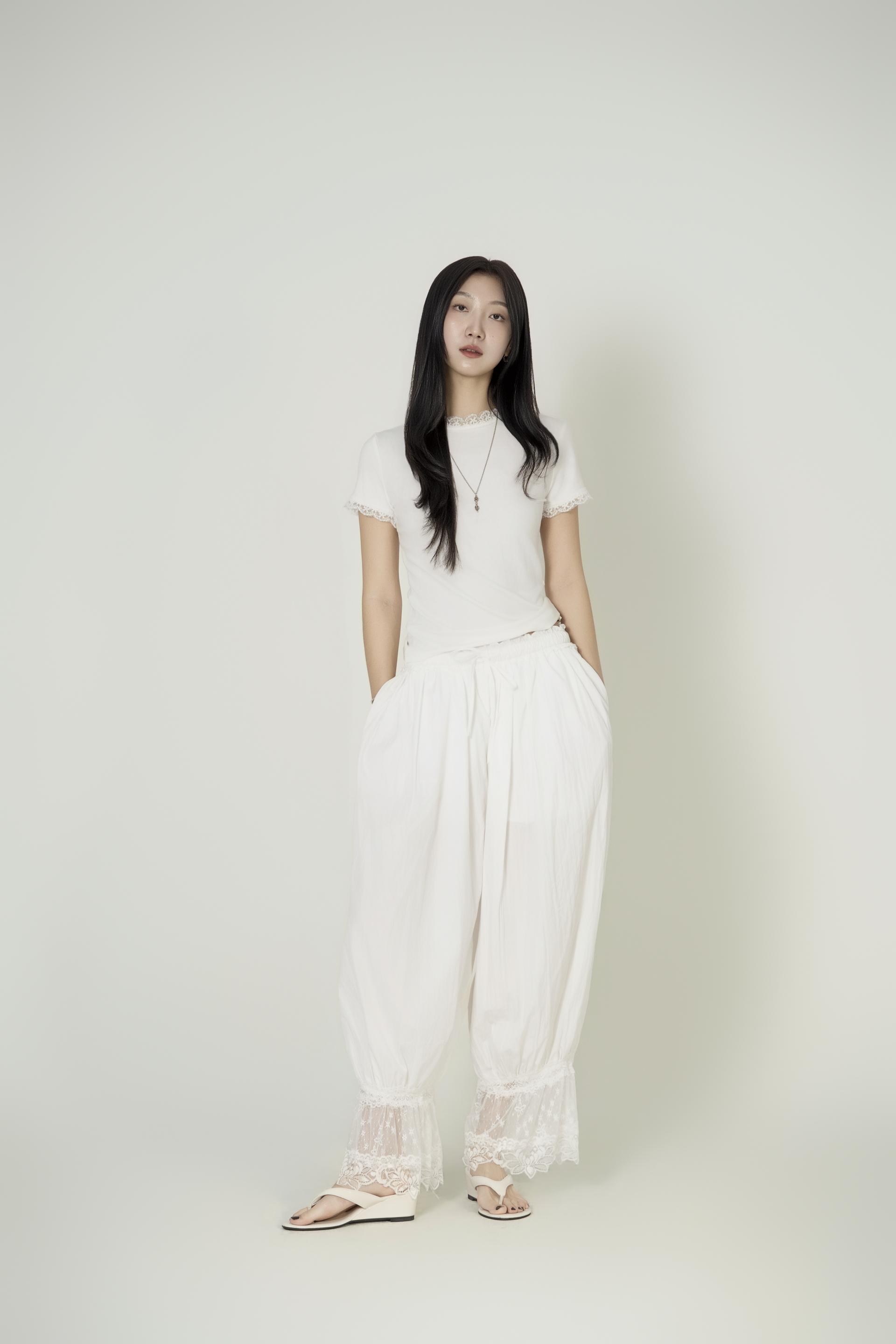 레이스 트림 슬림 티셔츠, 밴딩 조거 팬츠 세트