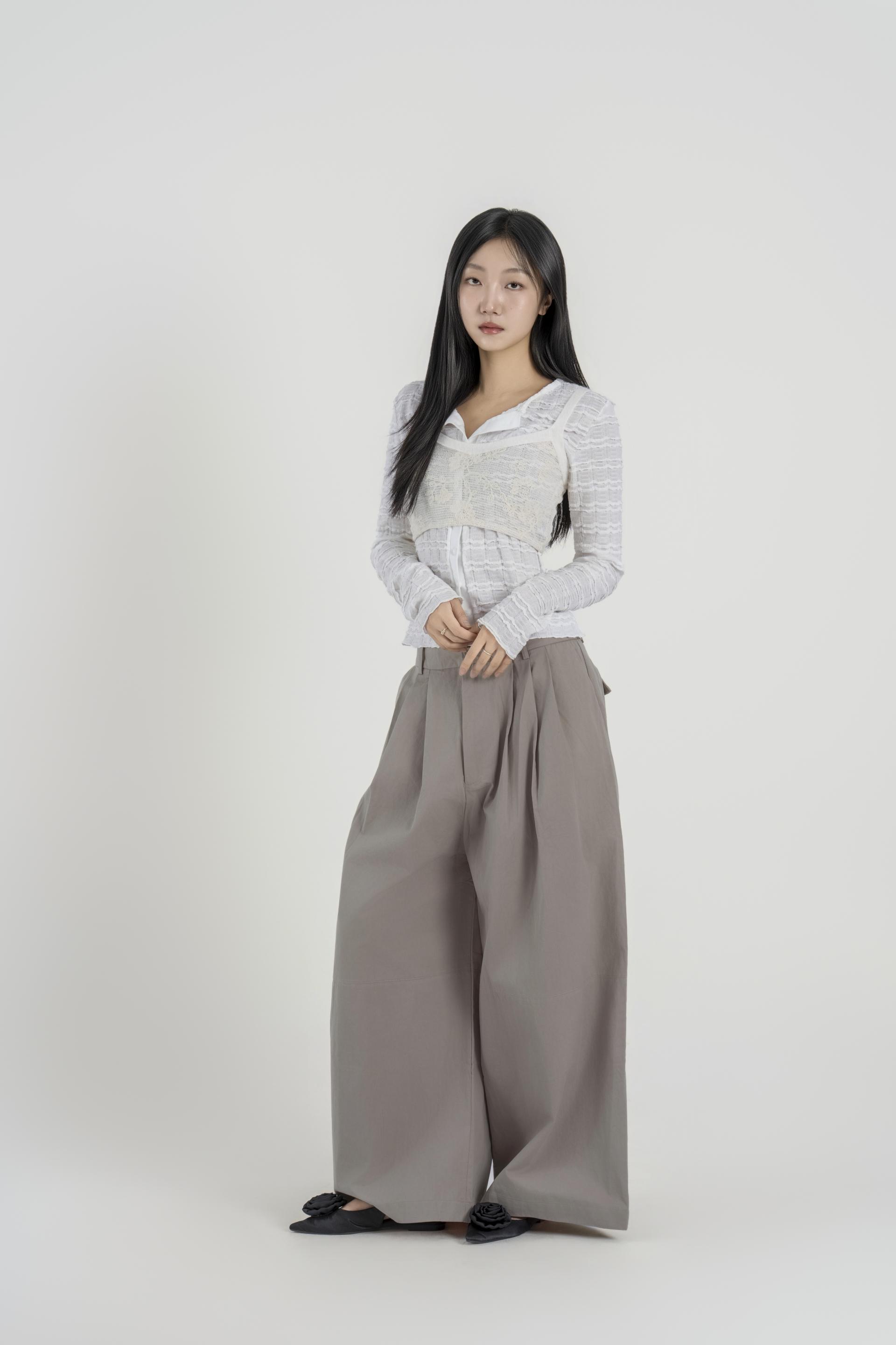 핀턱 볼륨 와이드 팬츠