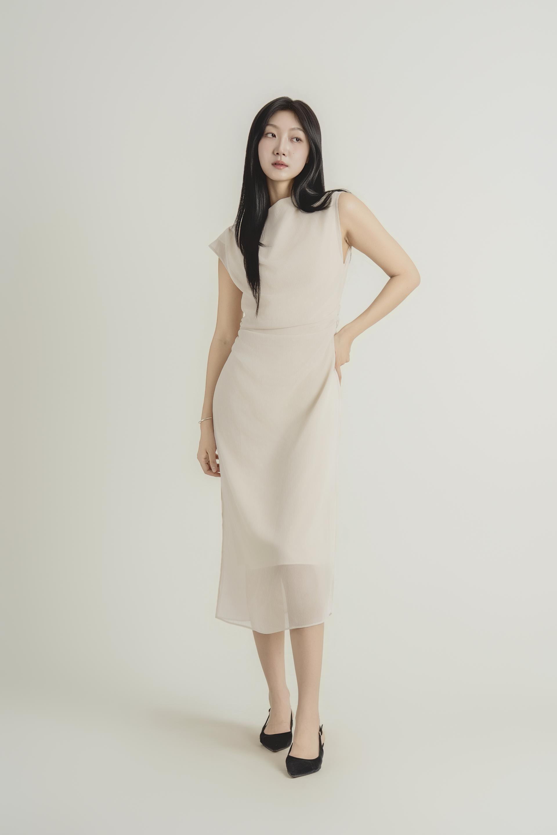 시어 레이어드 슬리브리스 원피스