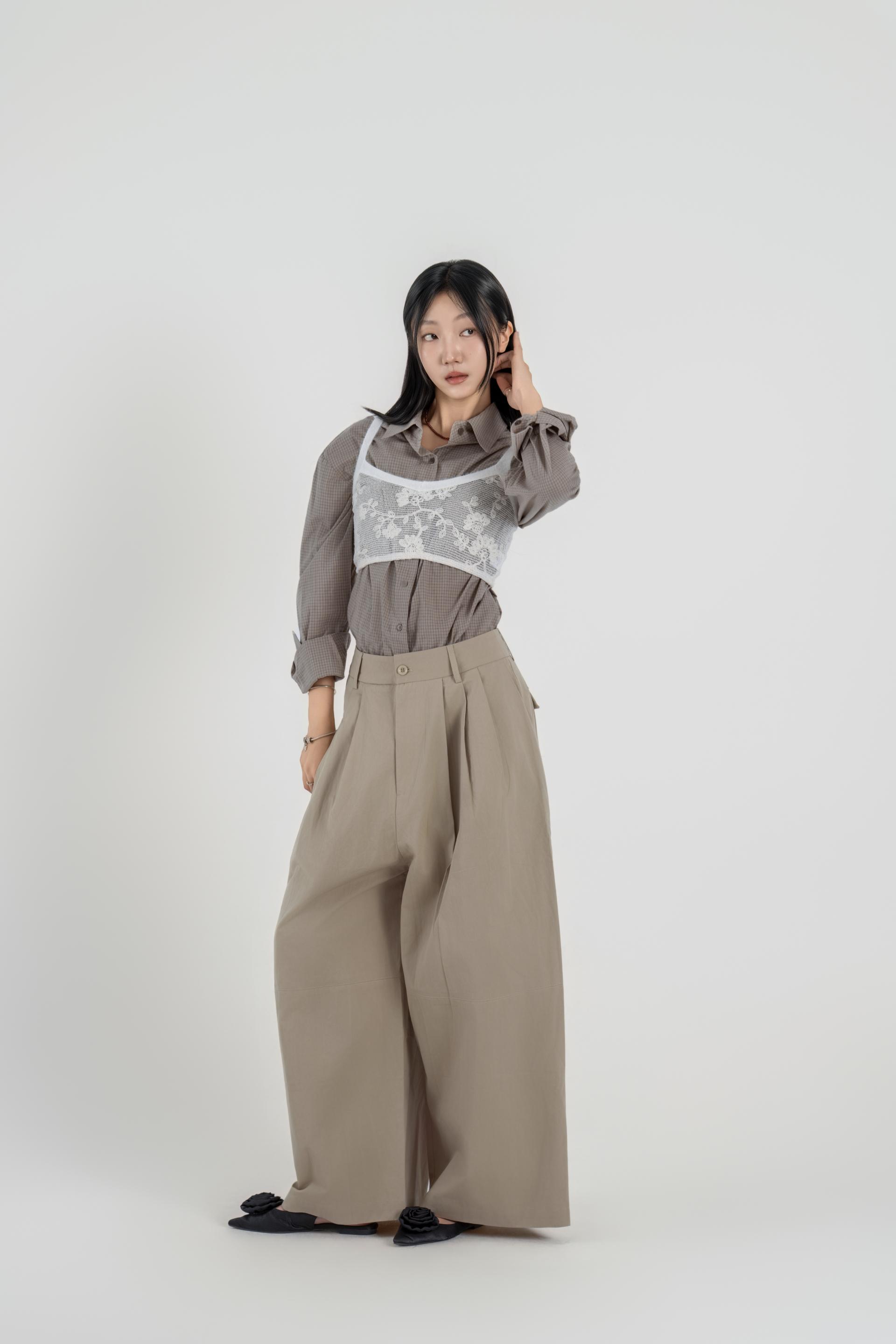 핀턱 볼륨 와이드 팬츠
