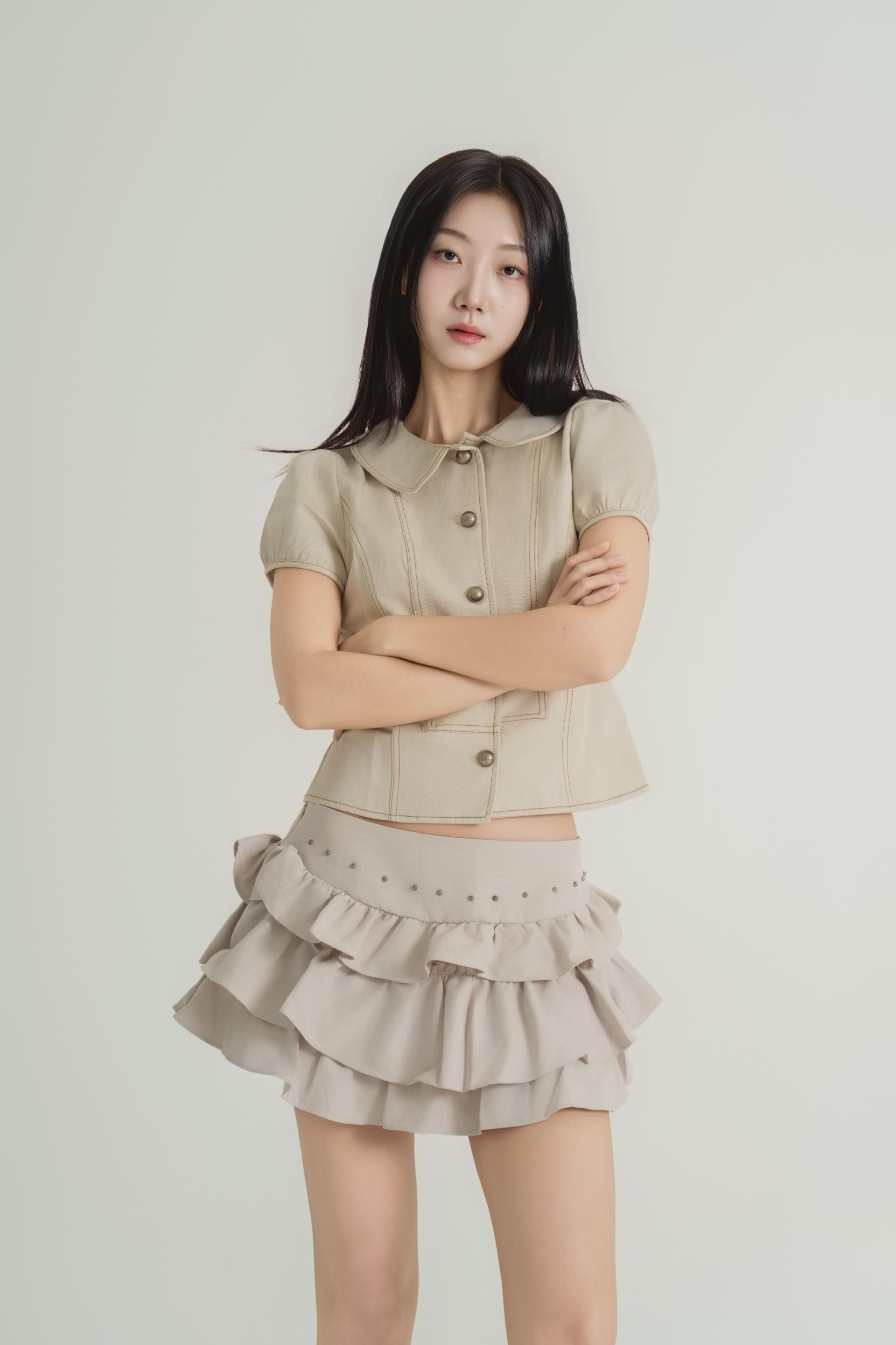 티어드러플 미니스커트 셋업