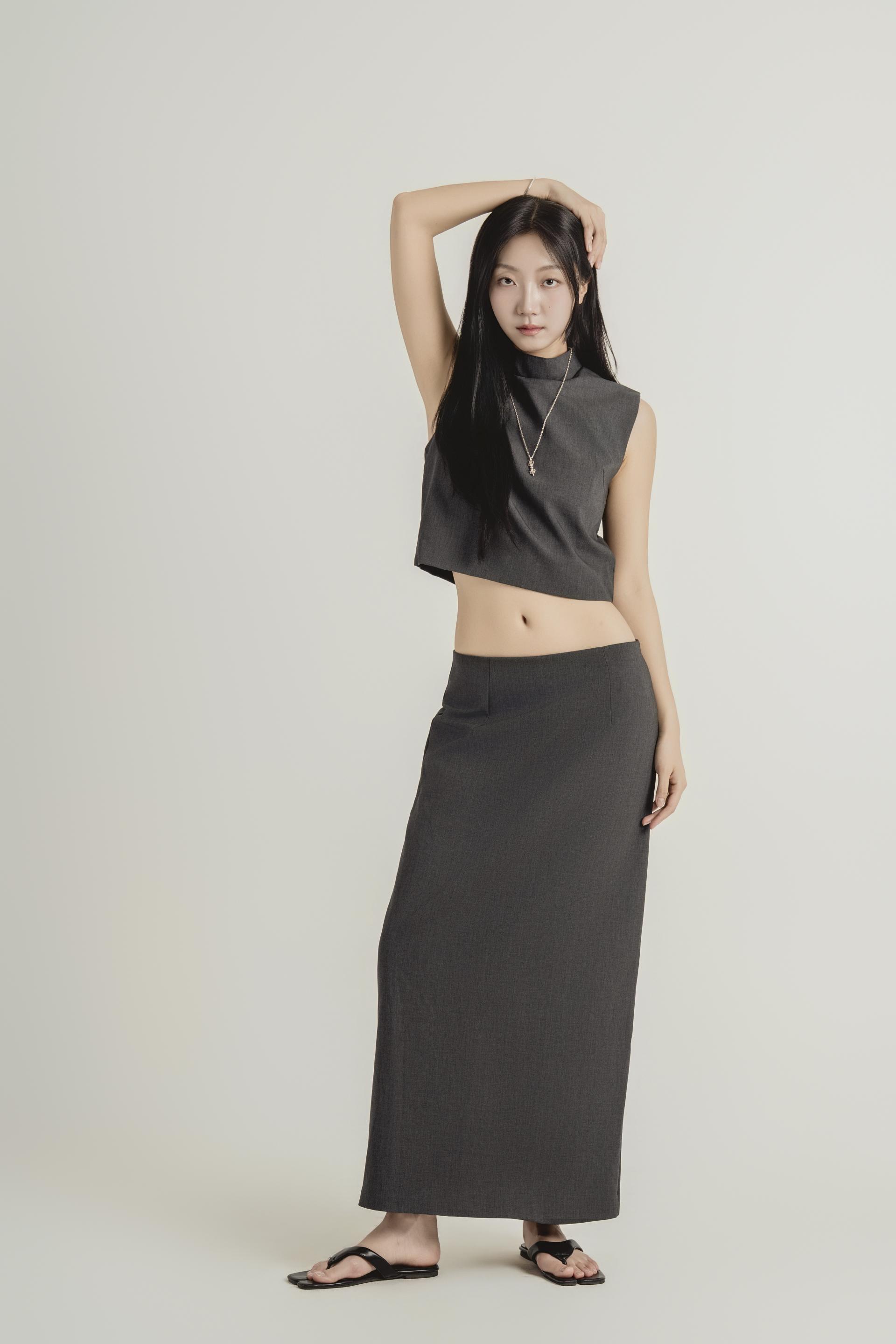 하이넥 크롭 롱 스커트 셋업