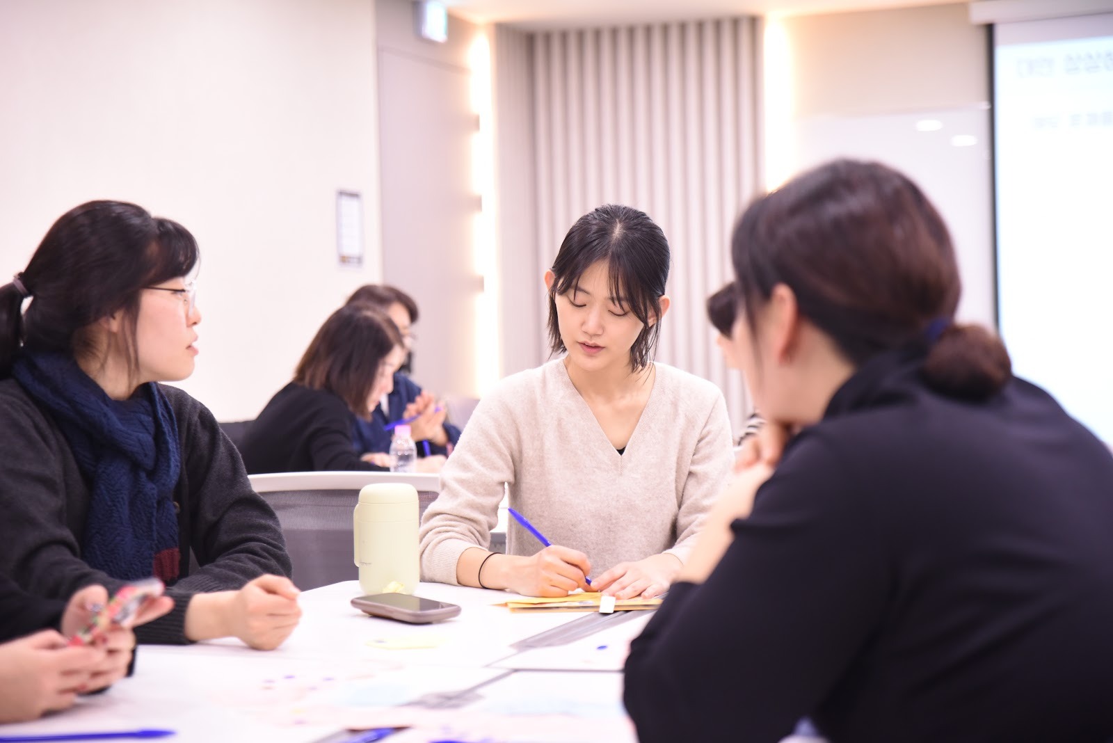 고교생 이력서 작성 가이드: \, image size:1600x1068