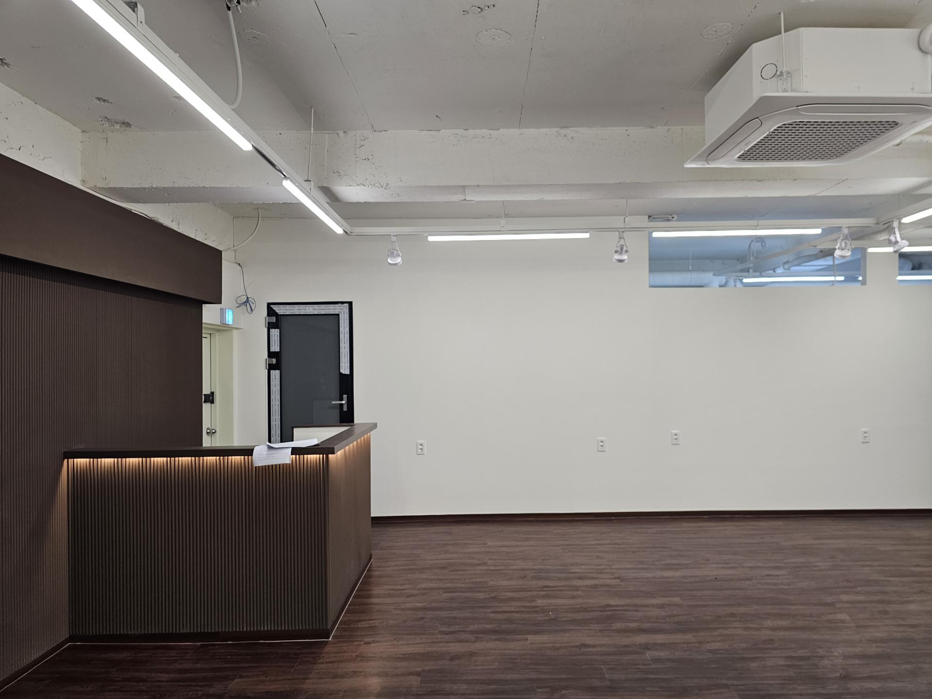 ba9fd6d77738d.jpg