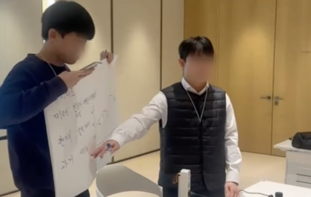 * 엘리베이터 피칭: 짧은 시간 안에 요점을 정확히 전달해 듣는 사람에게 강한 인상을 남기는 발표 방식