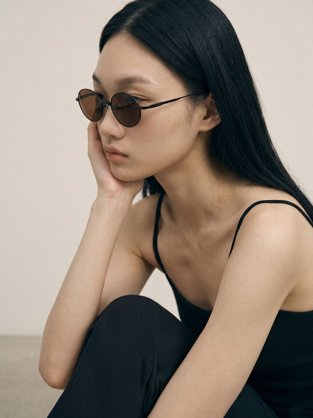 UNLOVED black-brown