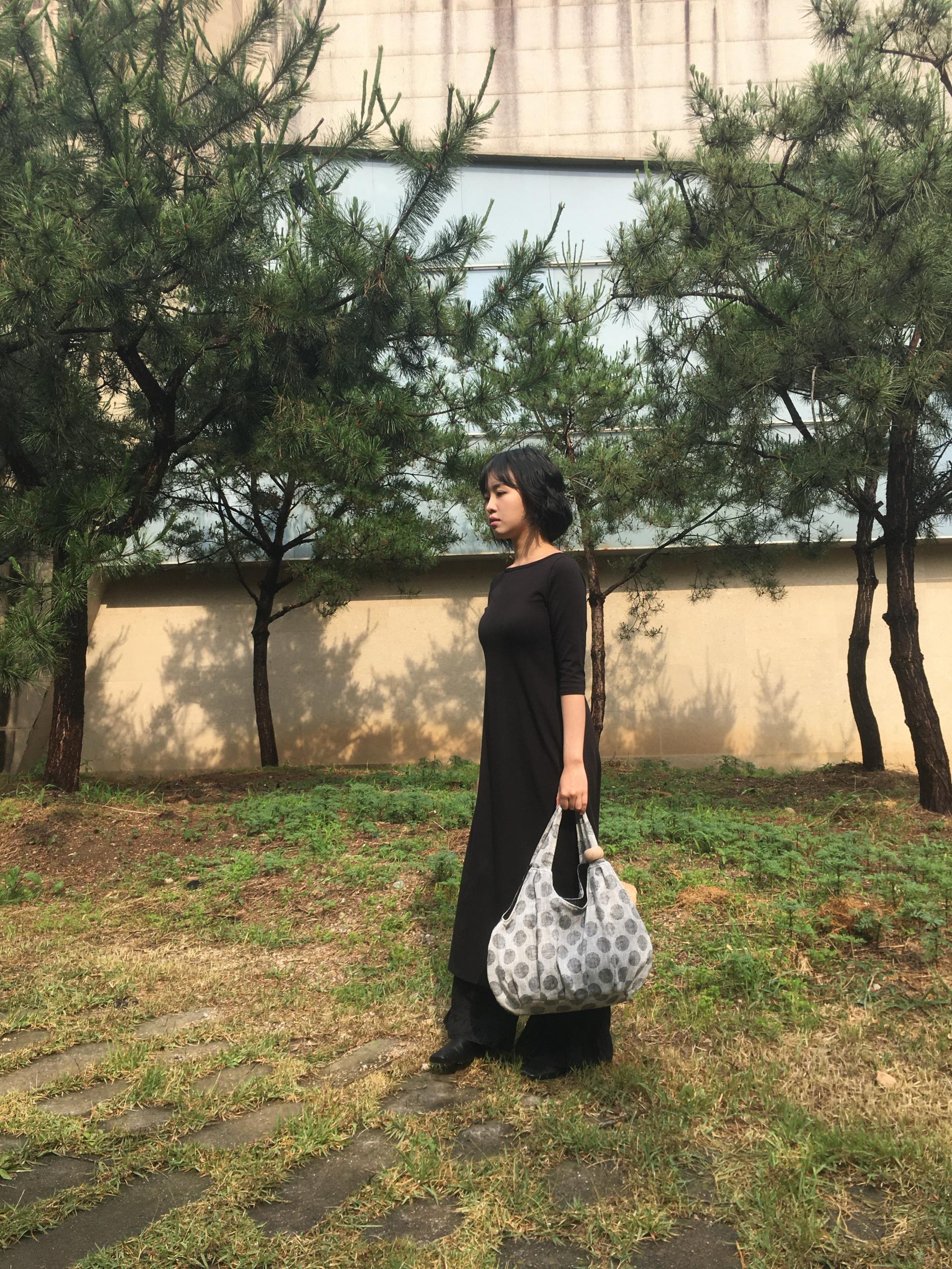green apple linen puff bag
