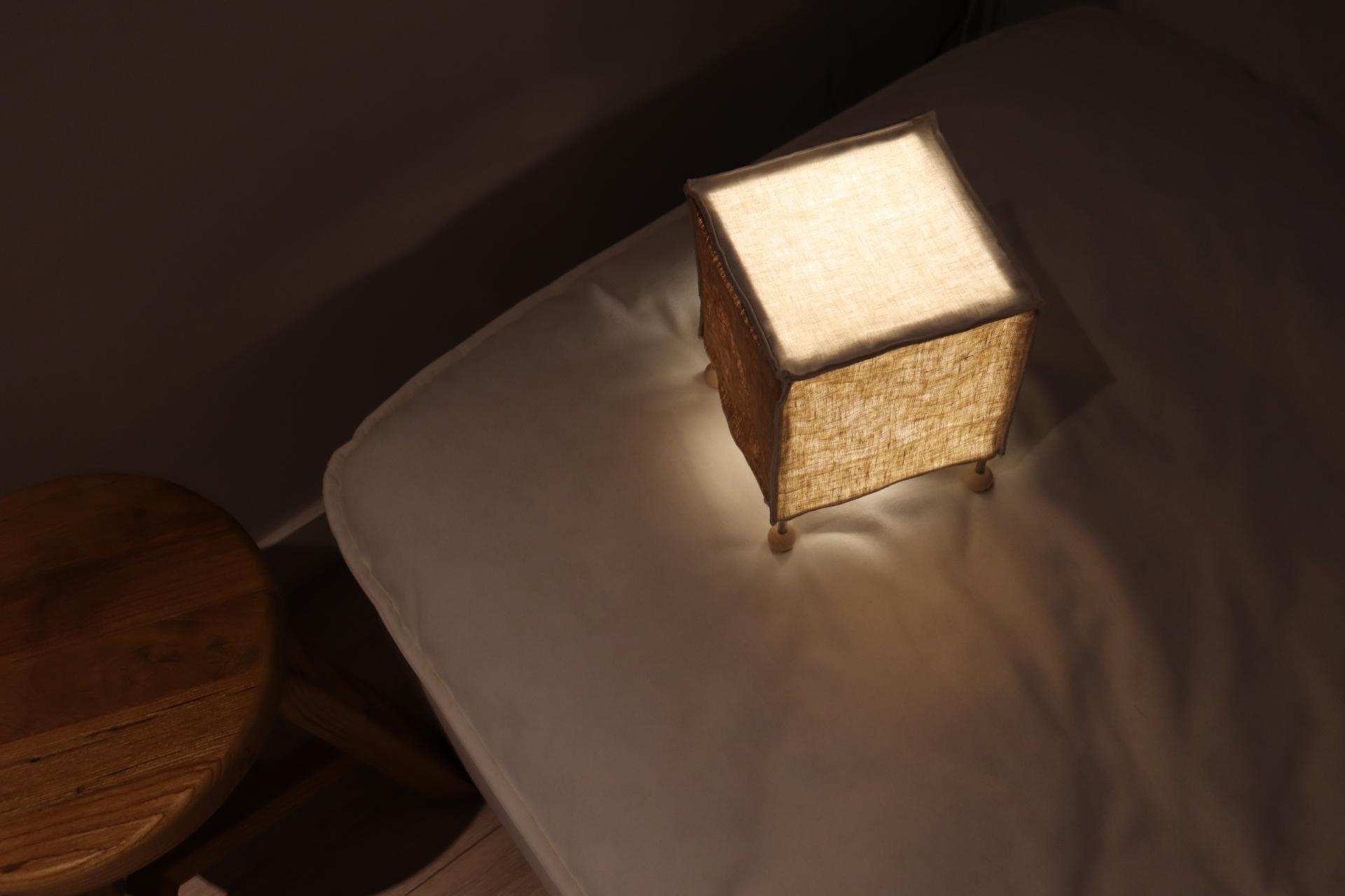 ivory dot linen cube lamp